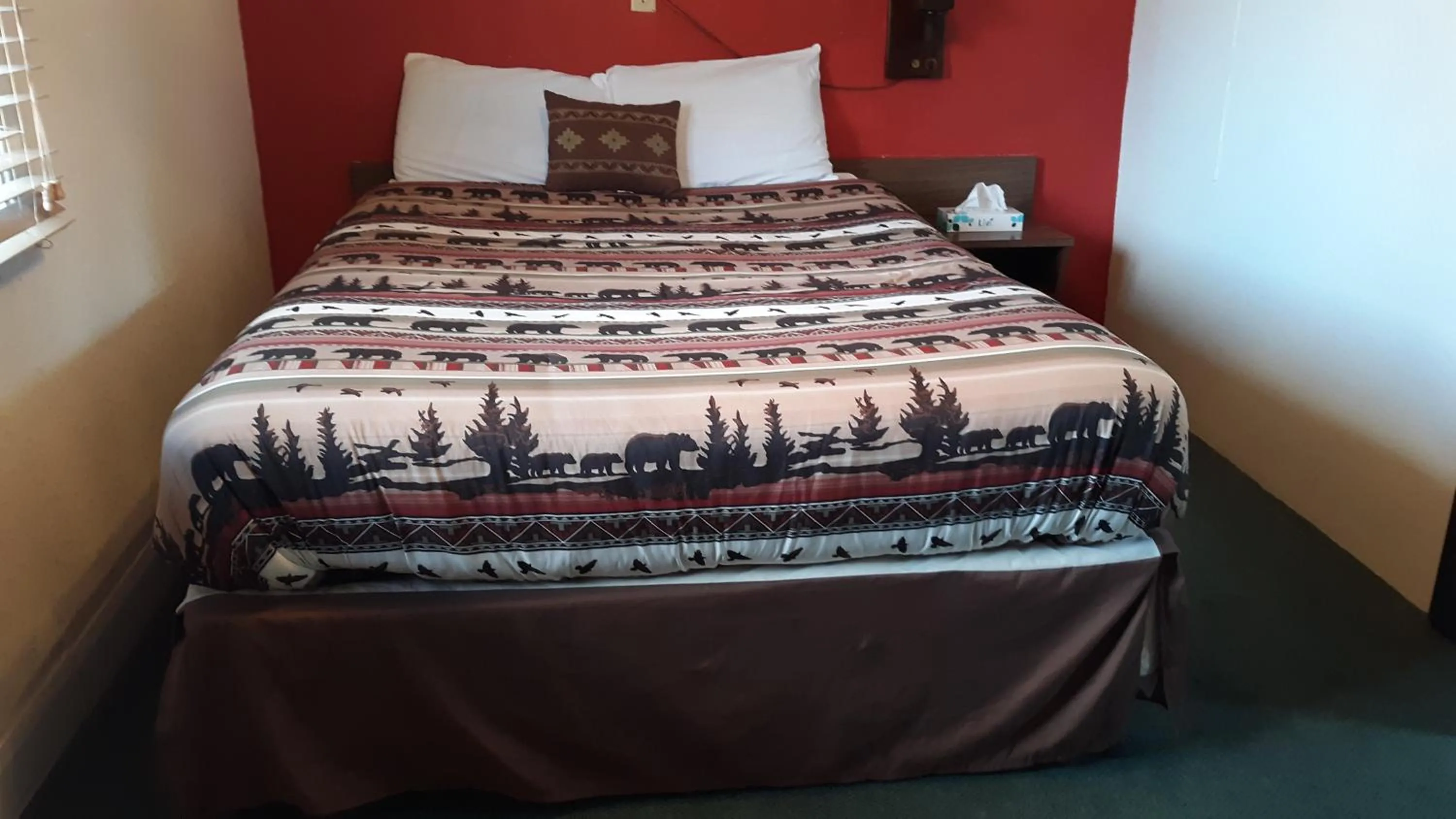 Bed in Bryce Canyon Motel