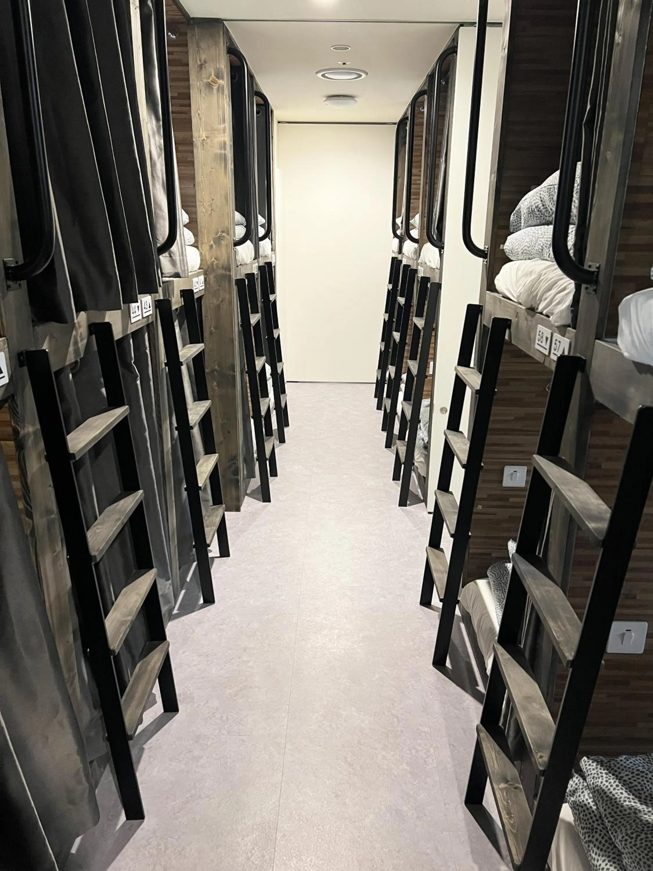 bunk bed in Seoul Cube Jongro