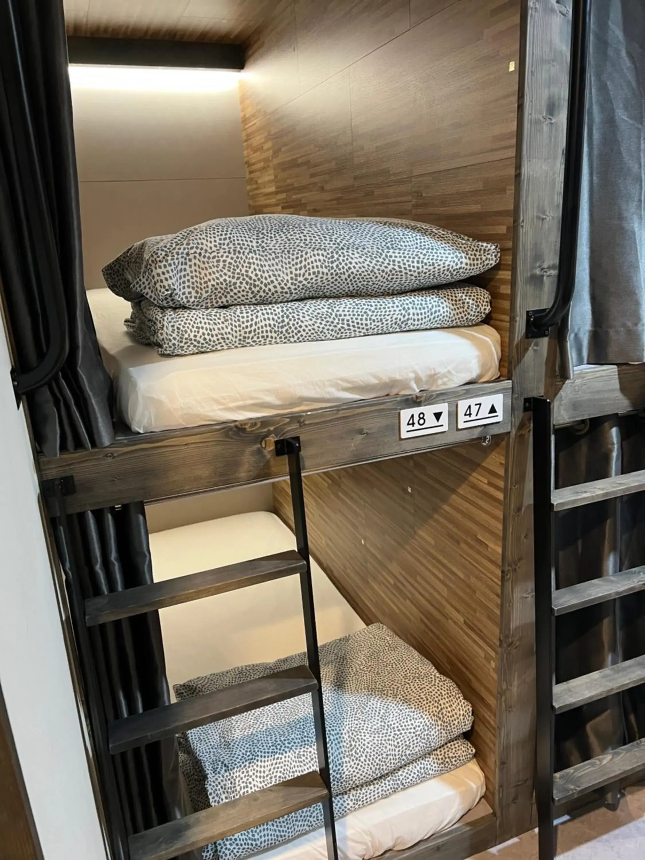 Male Dormitory Room in Seoul Cube Jongro Male Dormitory Room in Seoul Cube Jongro