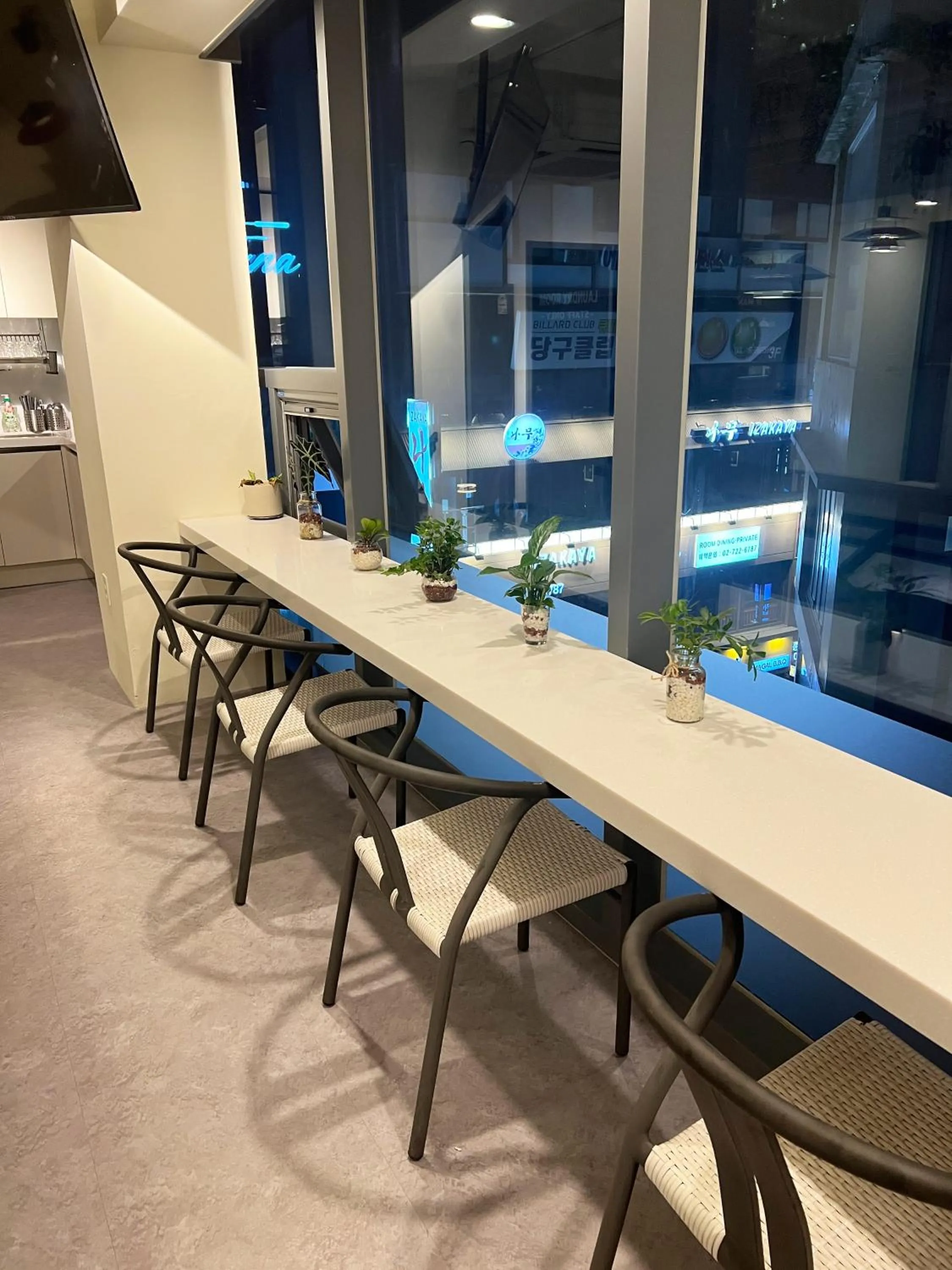 Seating area in Seoul Cube Jongro