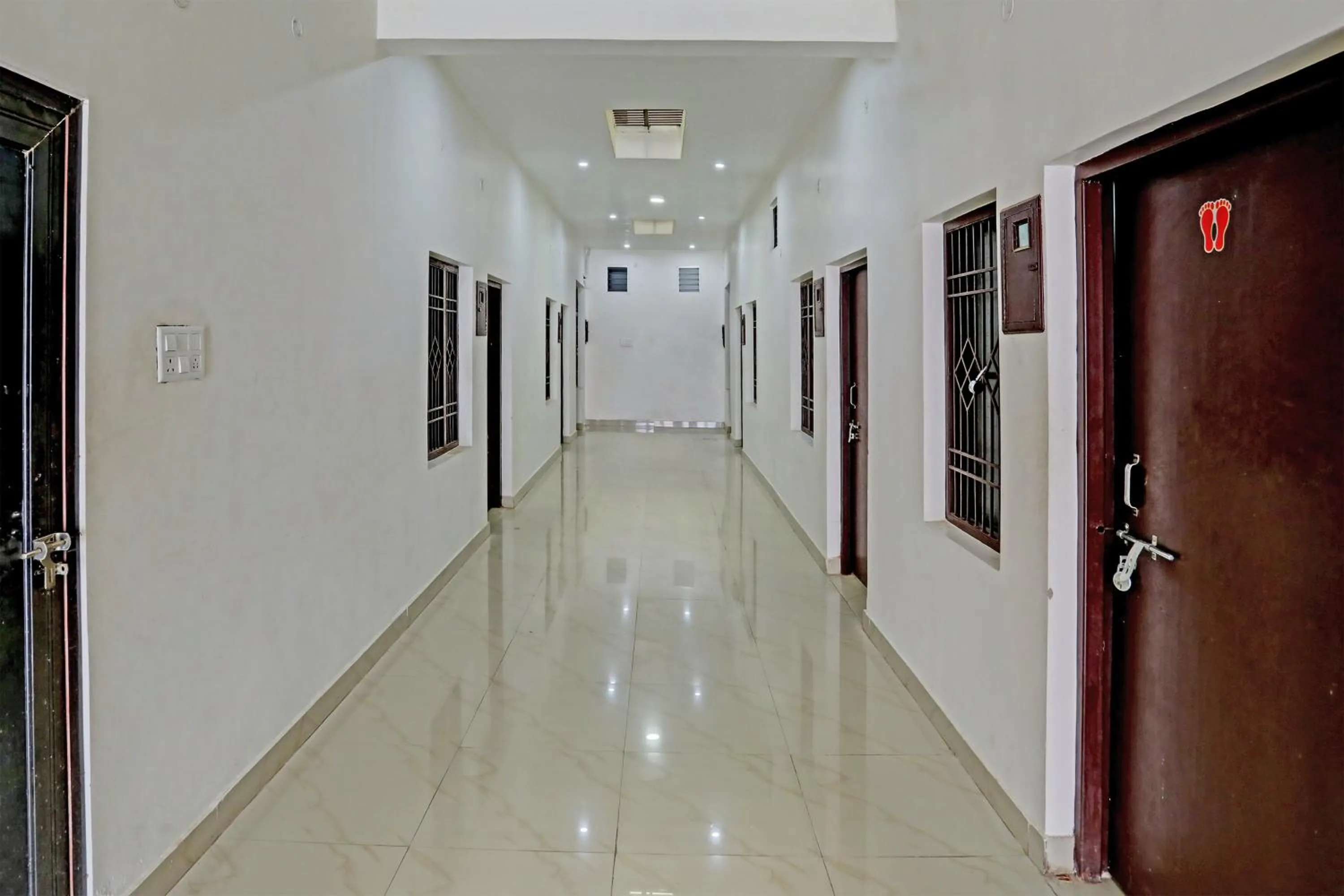 Lobby or reception in Hotel O The Raghav Villa