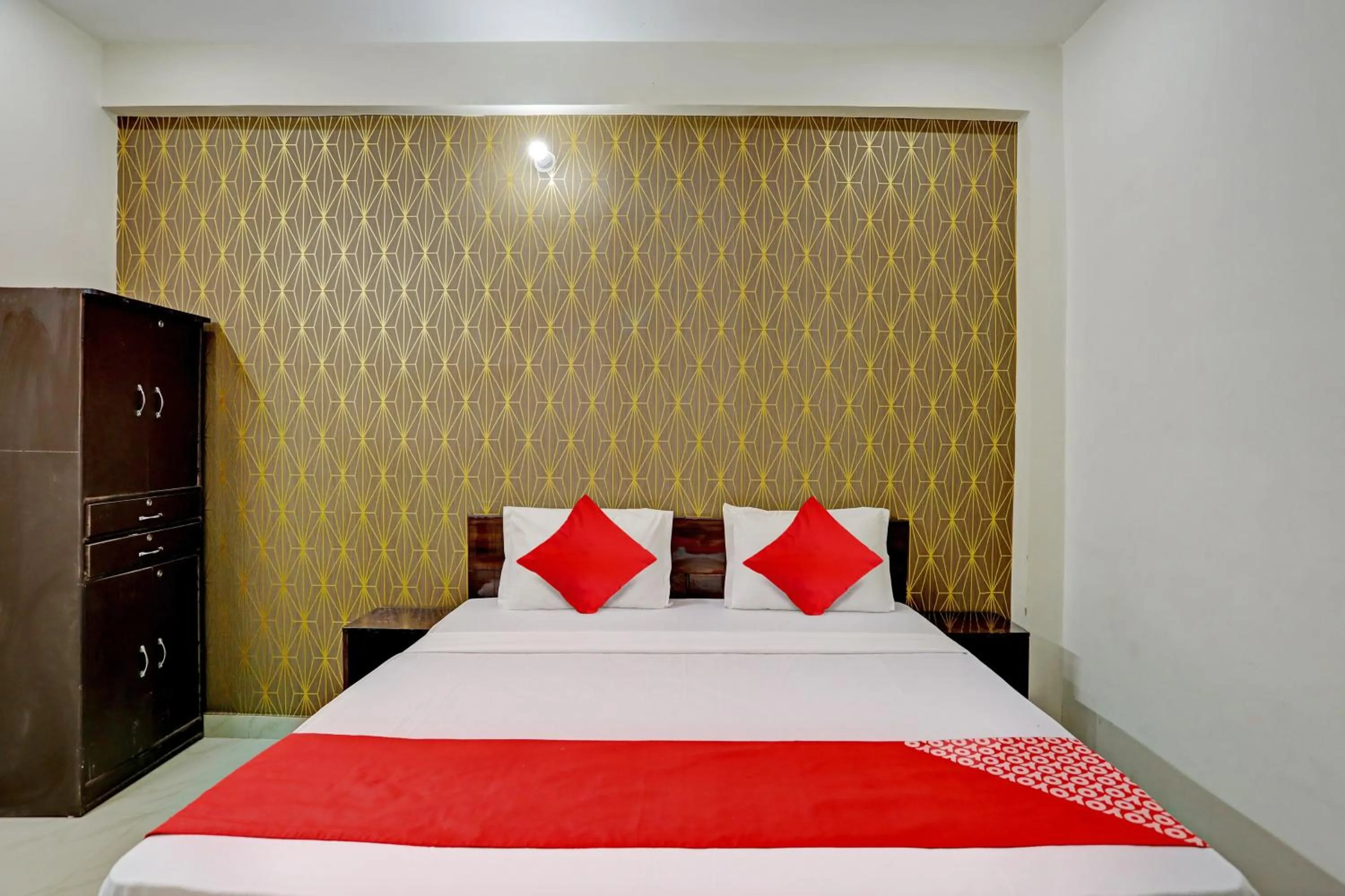 Bedroom, Bed in Hotel O The Raghav Villa