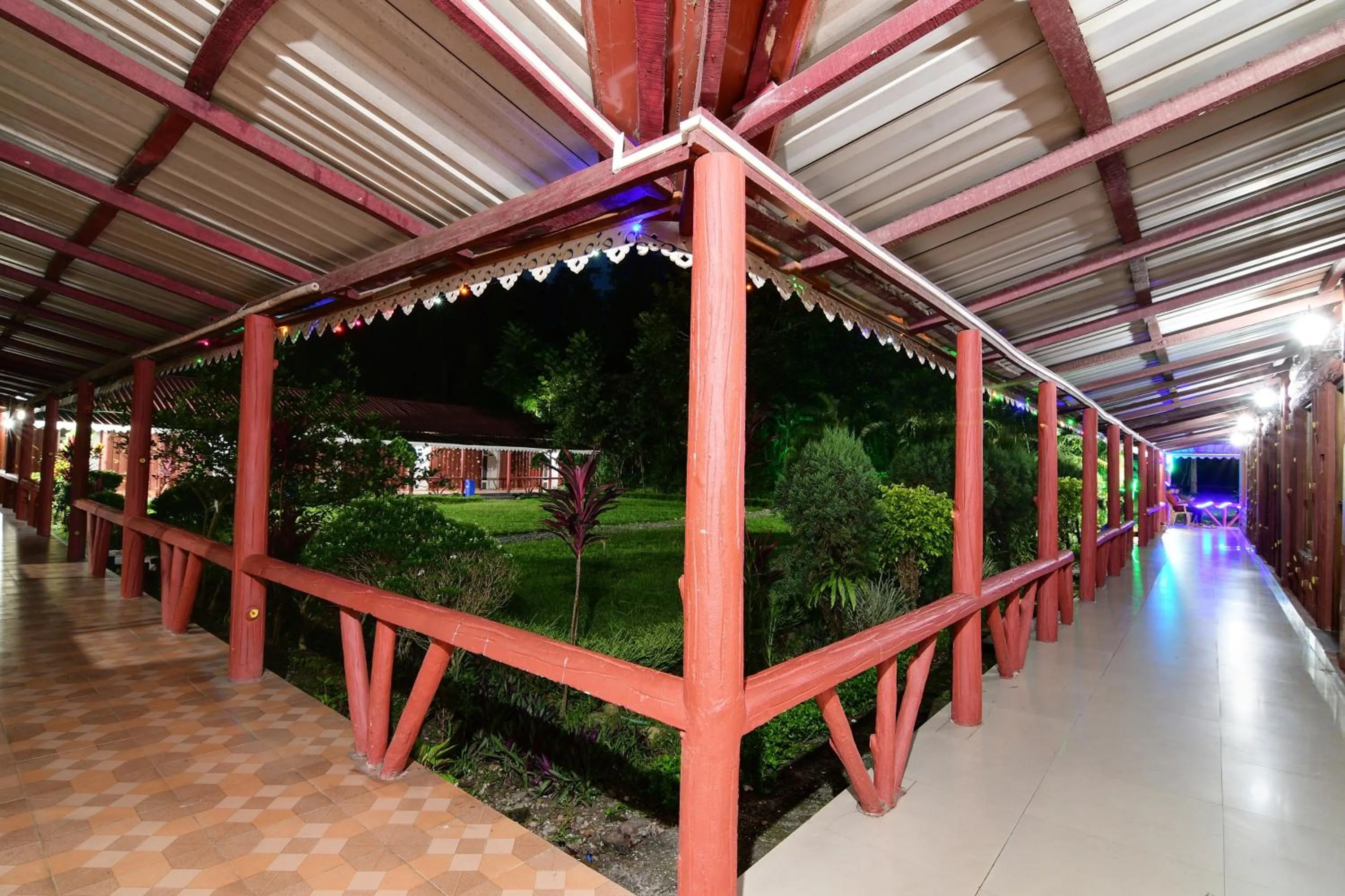 Lobby or reception in Townhouse OAK Gorumara Jungle Resort