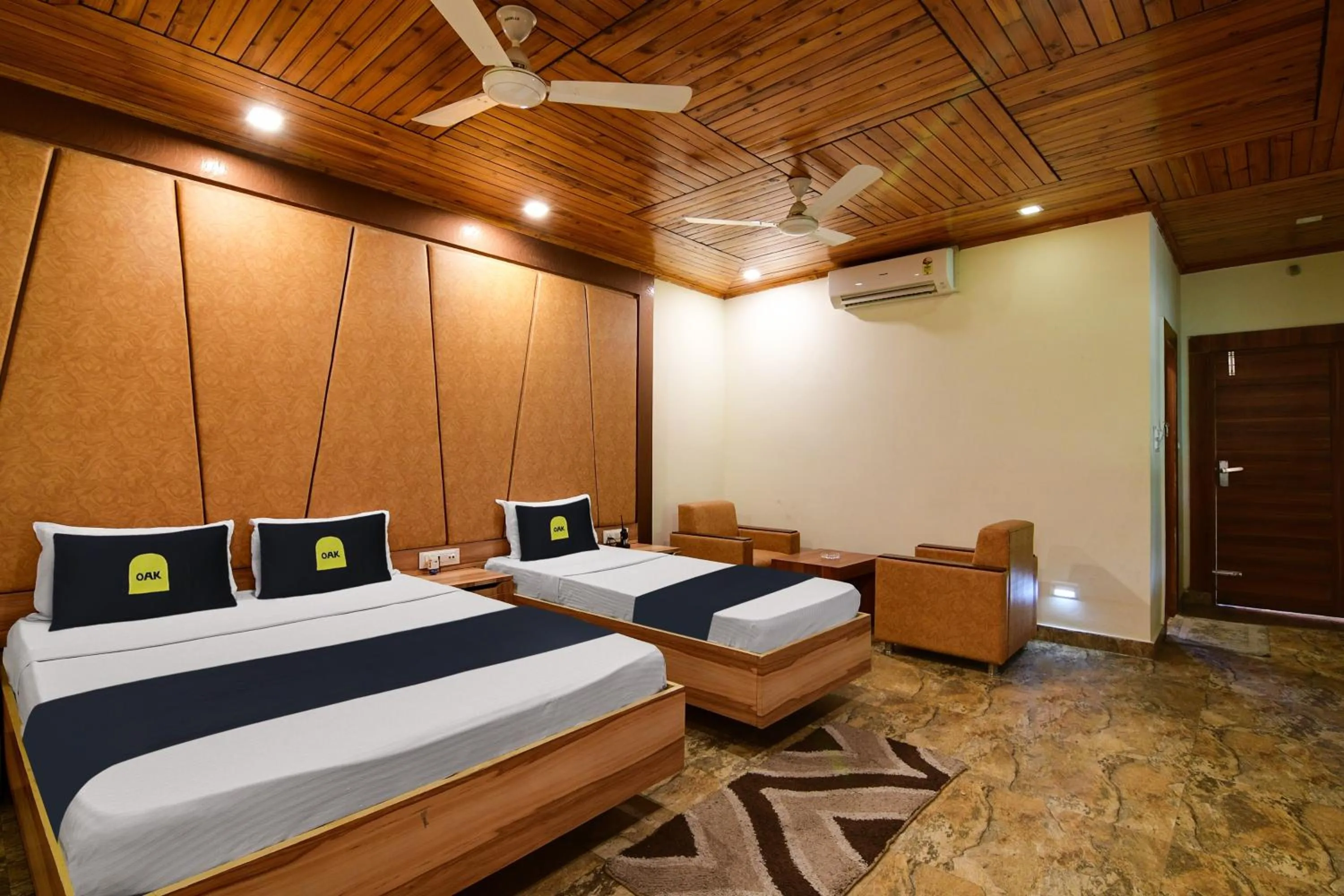 Bedroom, Bed in Townhouse OAK Gorumara Jungle Resort