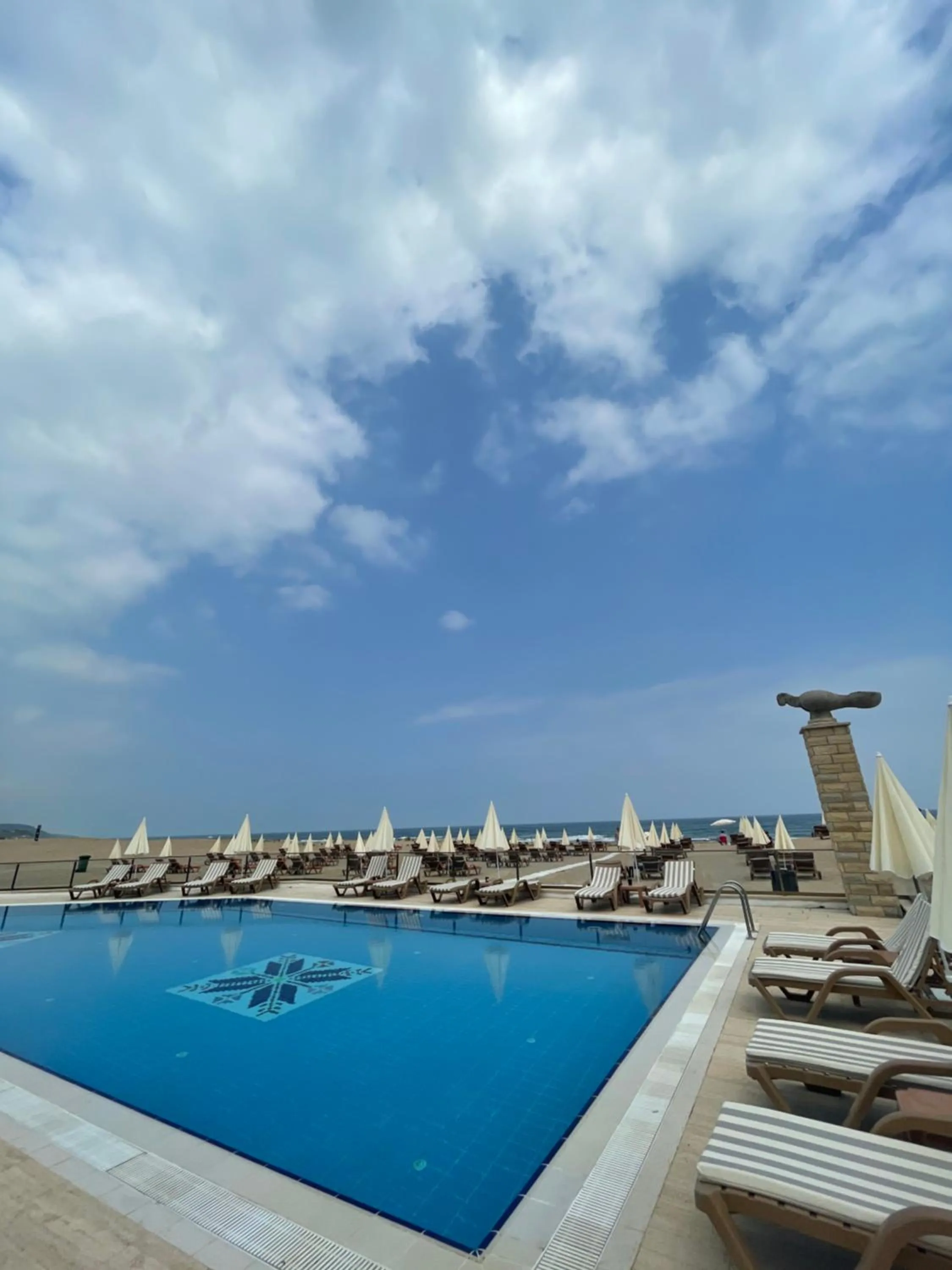 Pool view in Tarihi Kumbaba Otel