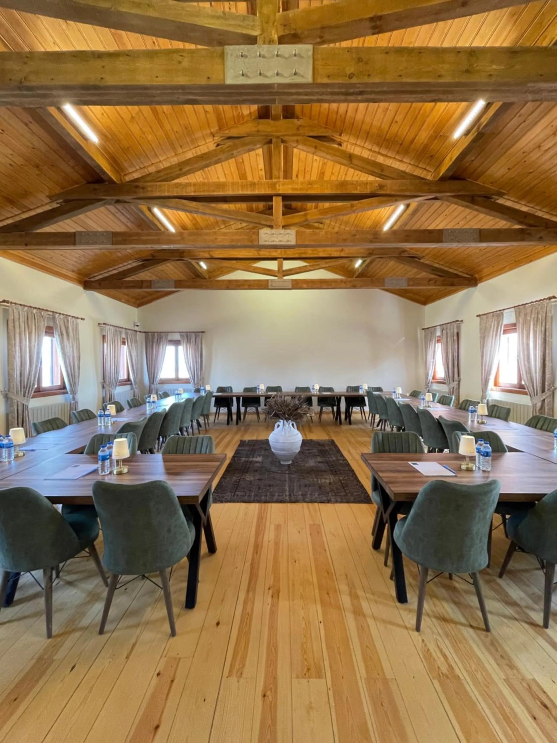 Meeting/conference room in Tarihi Kumbaba Otel