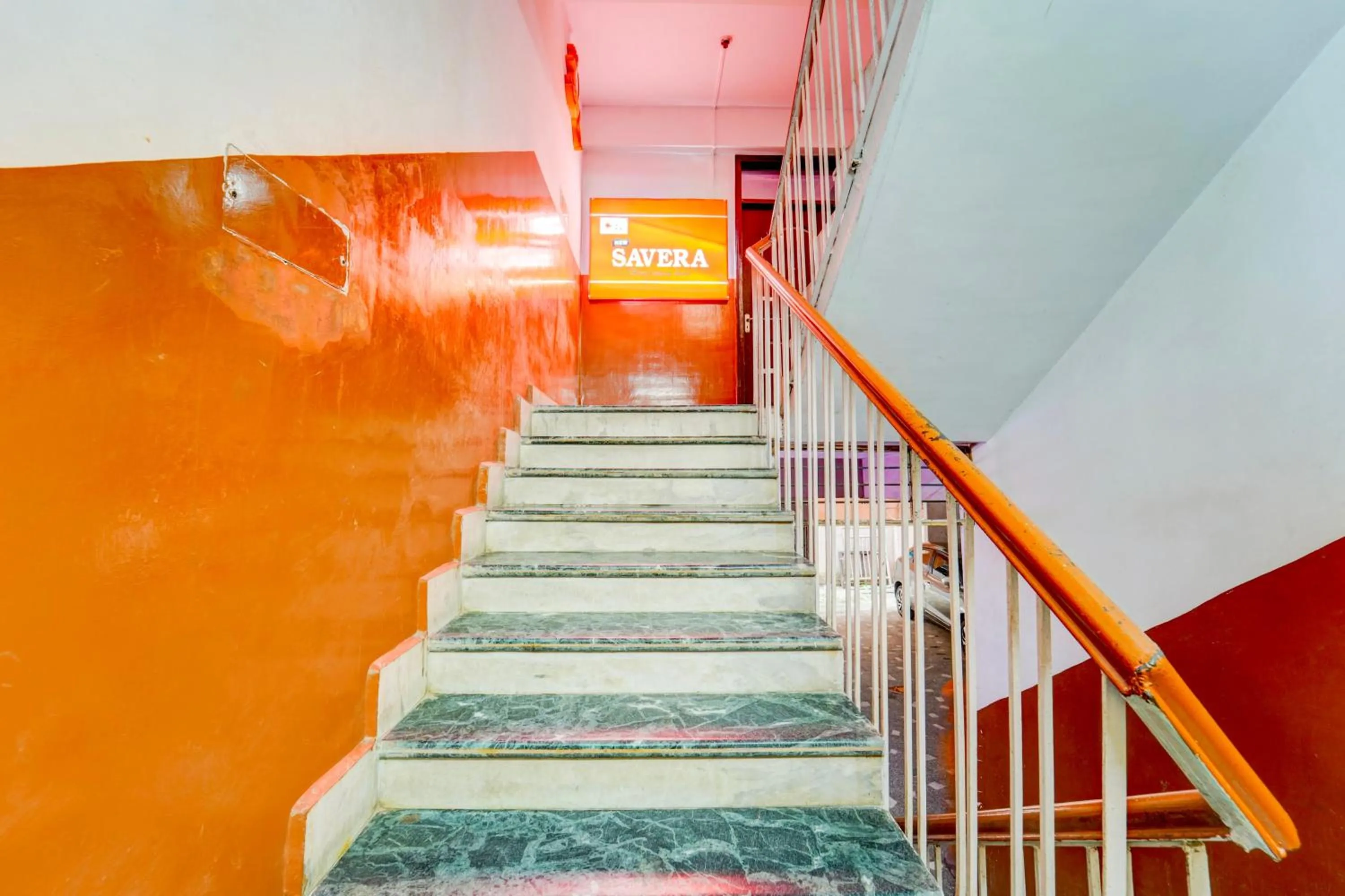 Lobby or reception in Super OYO Flagship Hotel New Savera