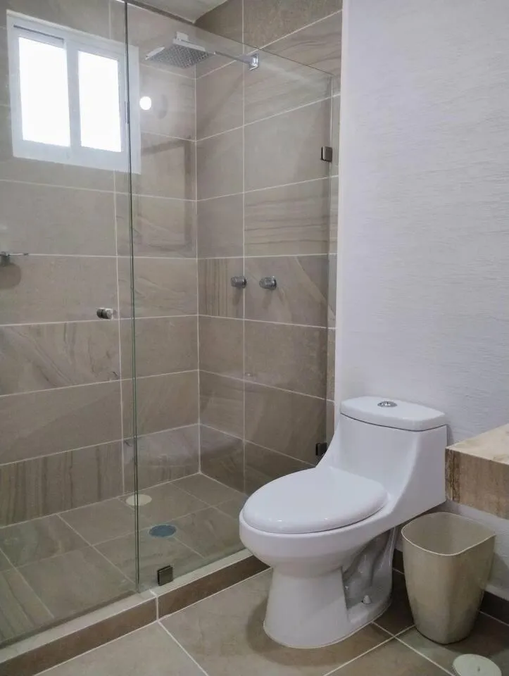 Shower in Departamento tres listones