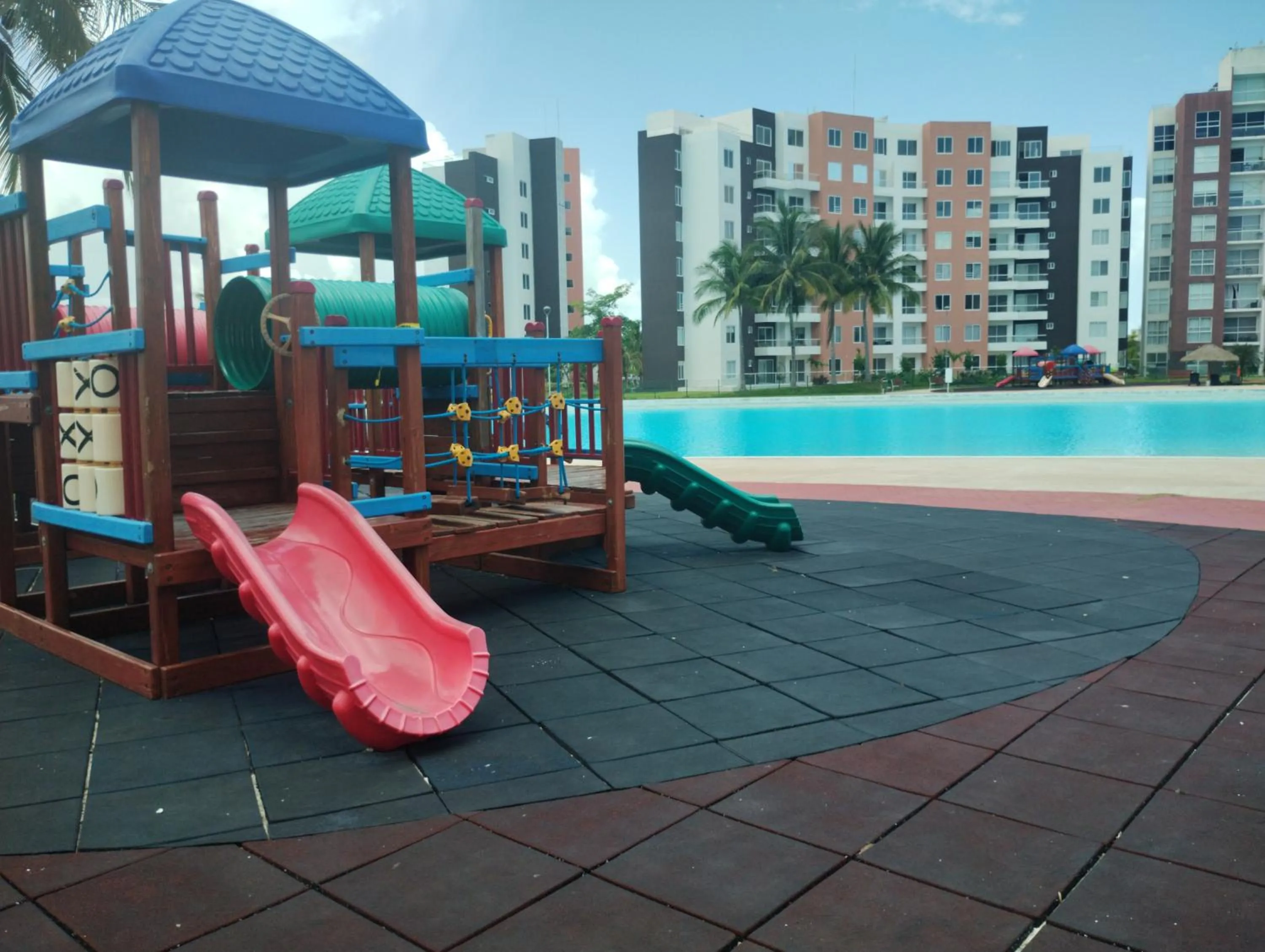 Children play ground in Departamento tres listones