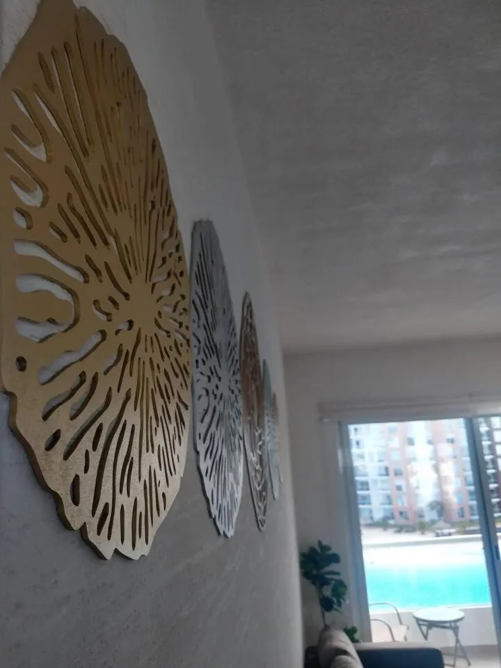 Decorative detail in Departamento tres listones