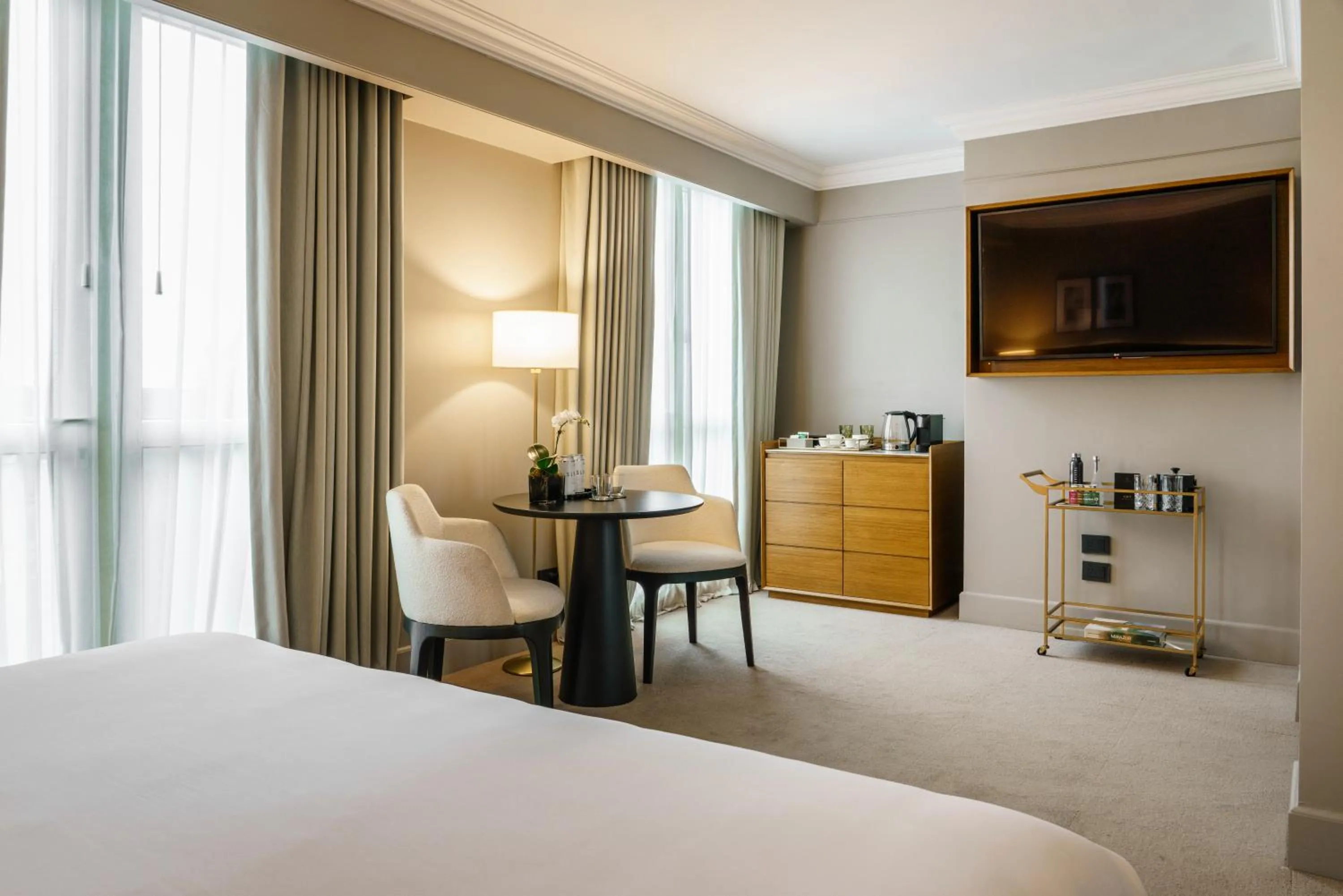 Photo of the whole room, Bed in Casa Lucia Member of Melia Collection