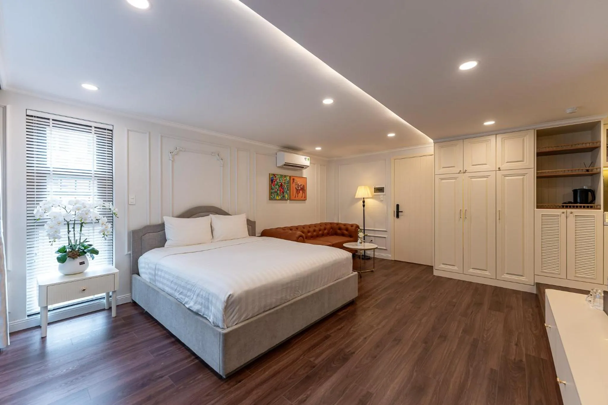 Bed in Golden Sun Apartment & Hotel