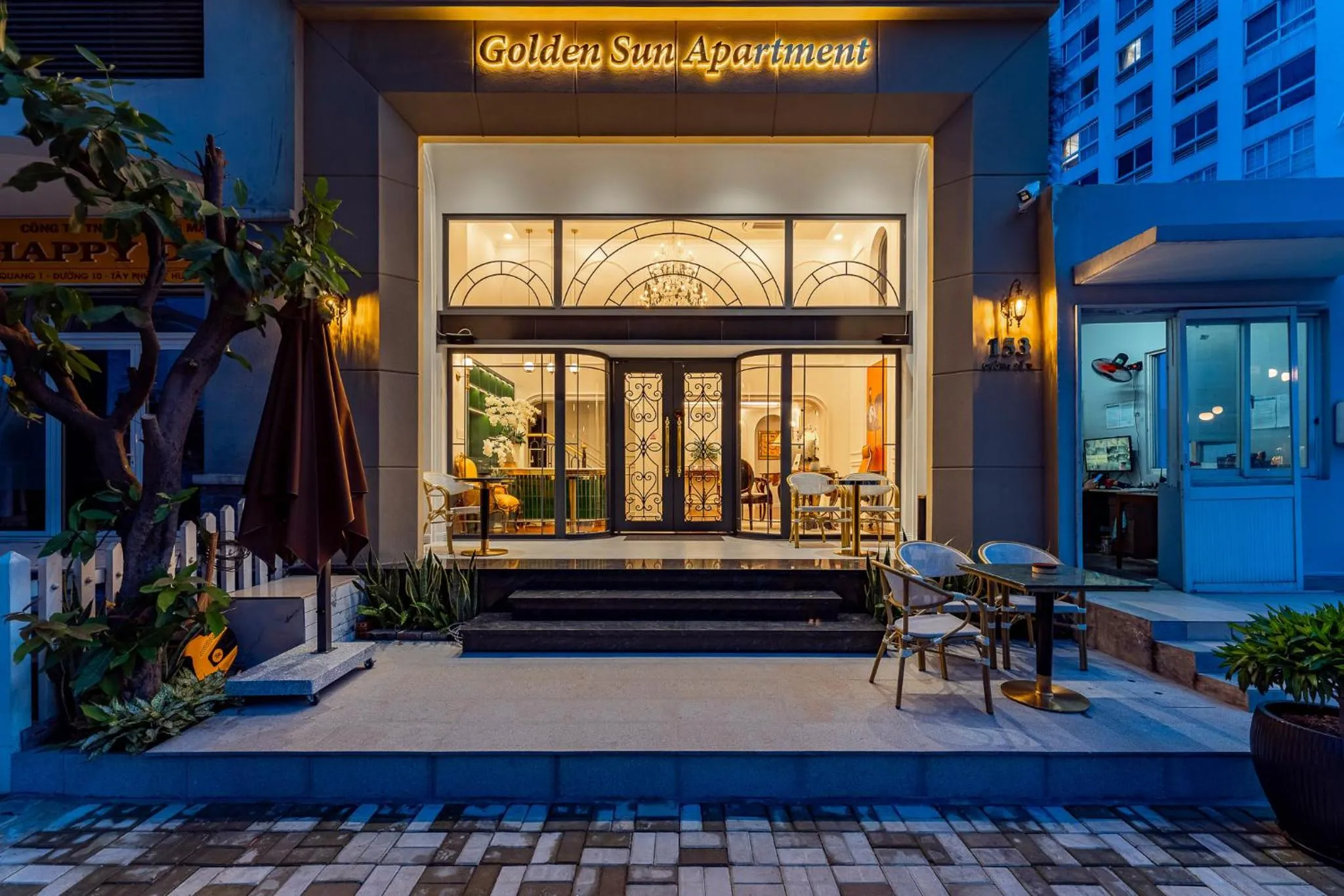Golden Sun Apartment & Hotel