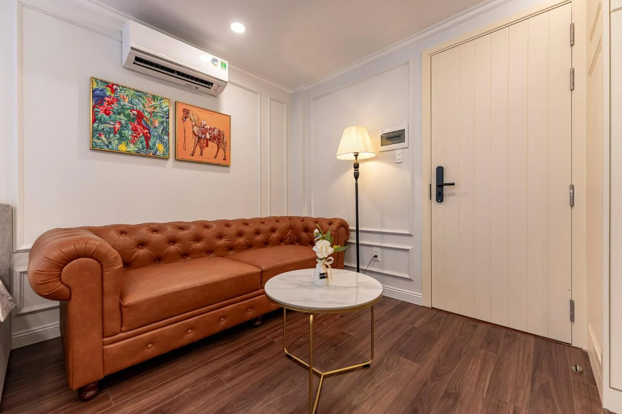 Golden Sun Apartment & Hotel