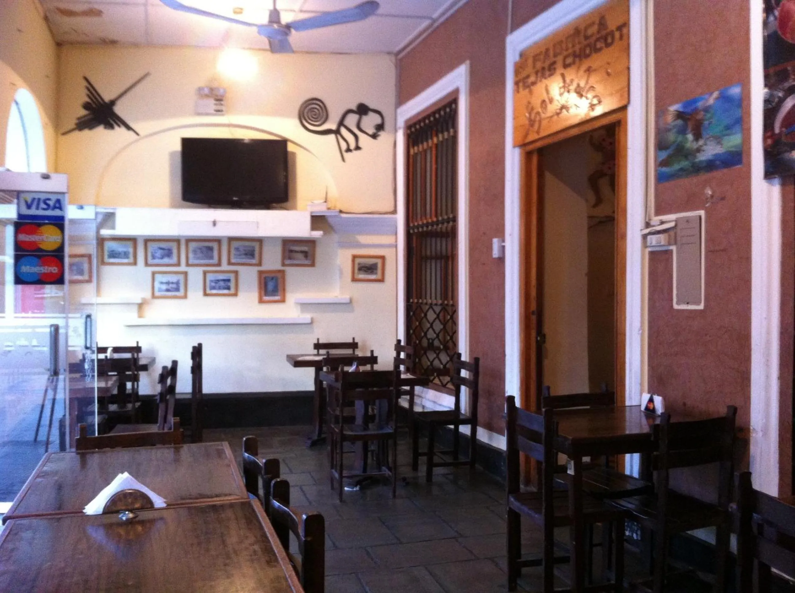 Restaurant/places to eat in Hostal Huacachina Sunset