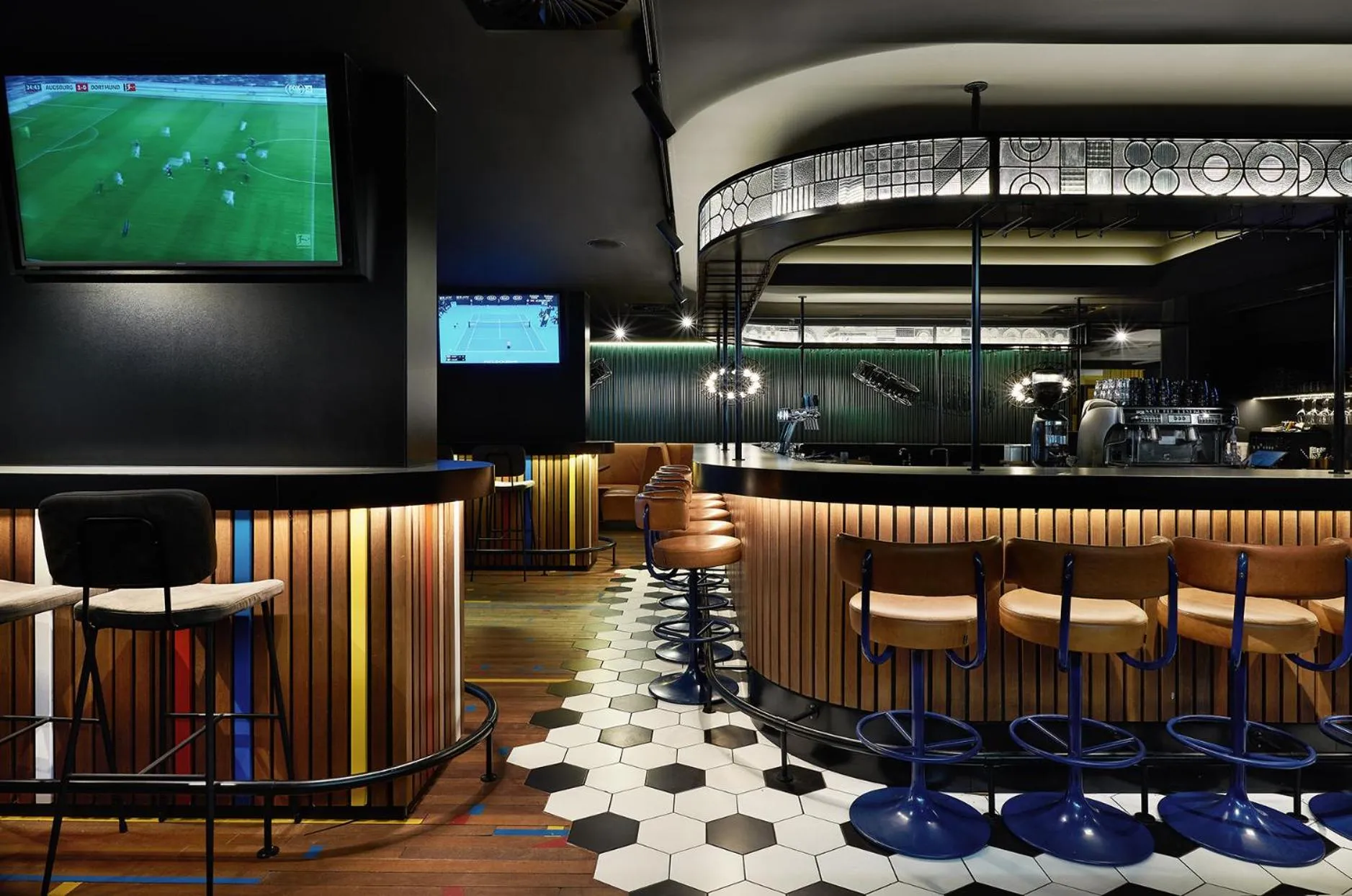 Lounge or bar in HUP