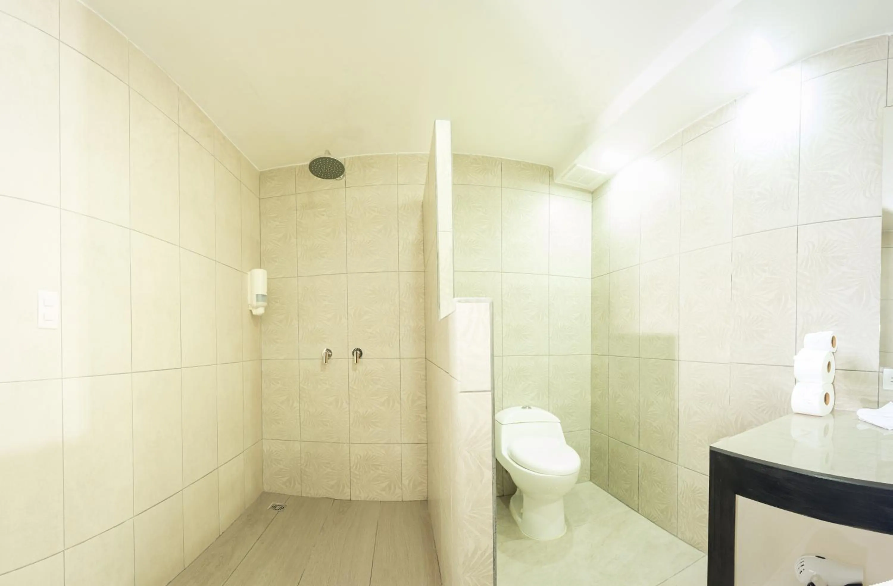 Shower in El Faro Containers Beach Hotel