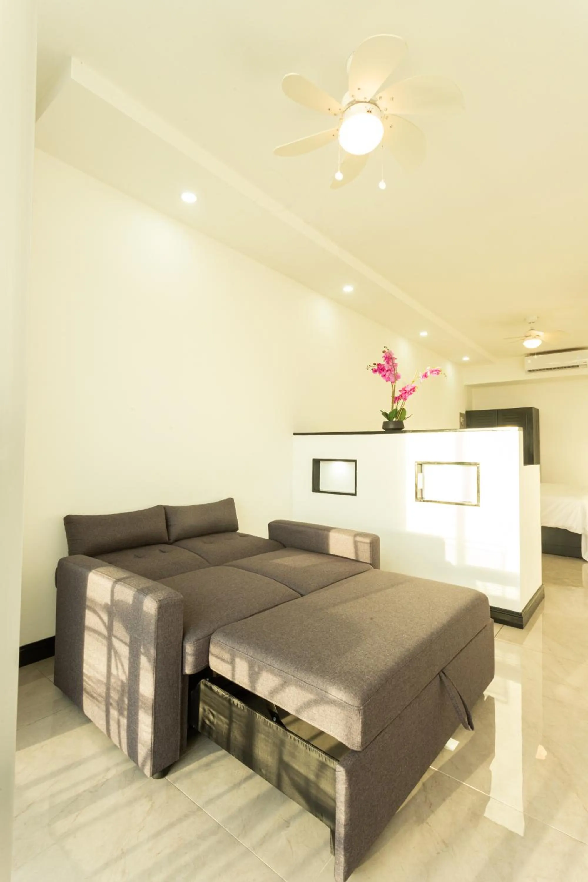 Bedroom in El Faro Containers Beach Hotel