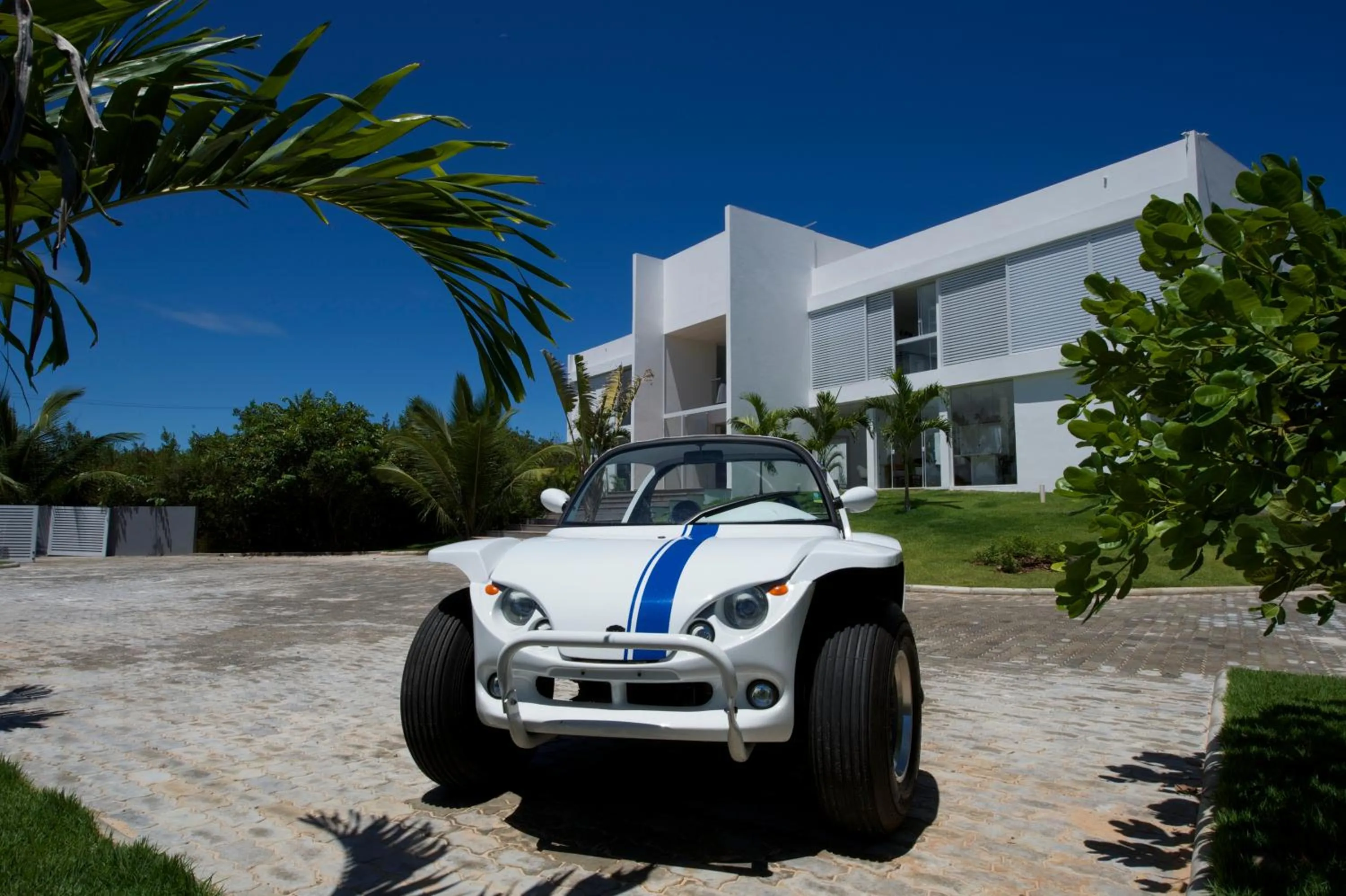 Facade/entrance in B Blue Beachouses