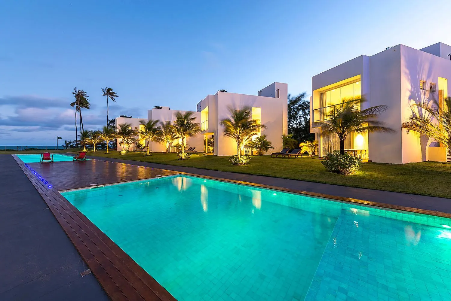 Garden in B Blue Beachouses