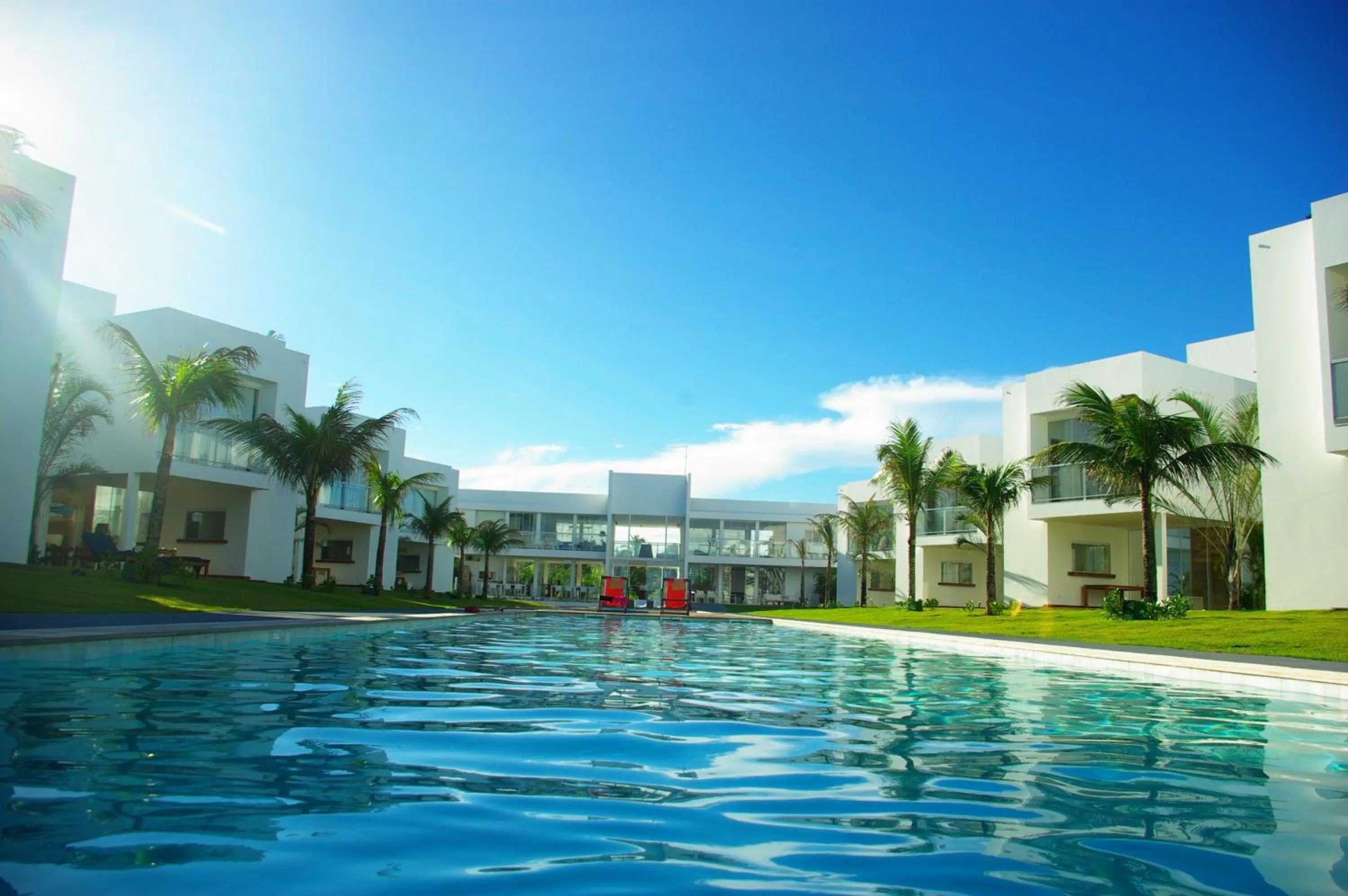 Swimming pool in B Blue Beachouses