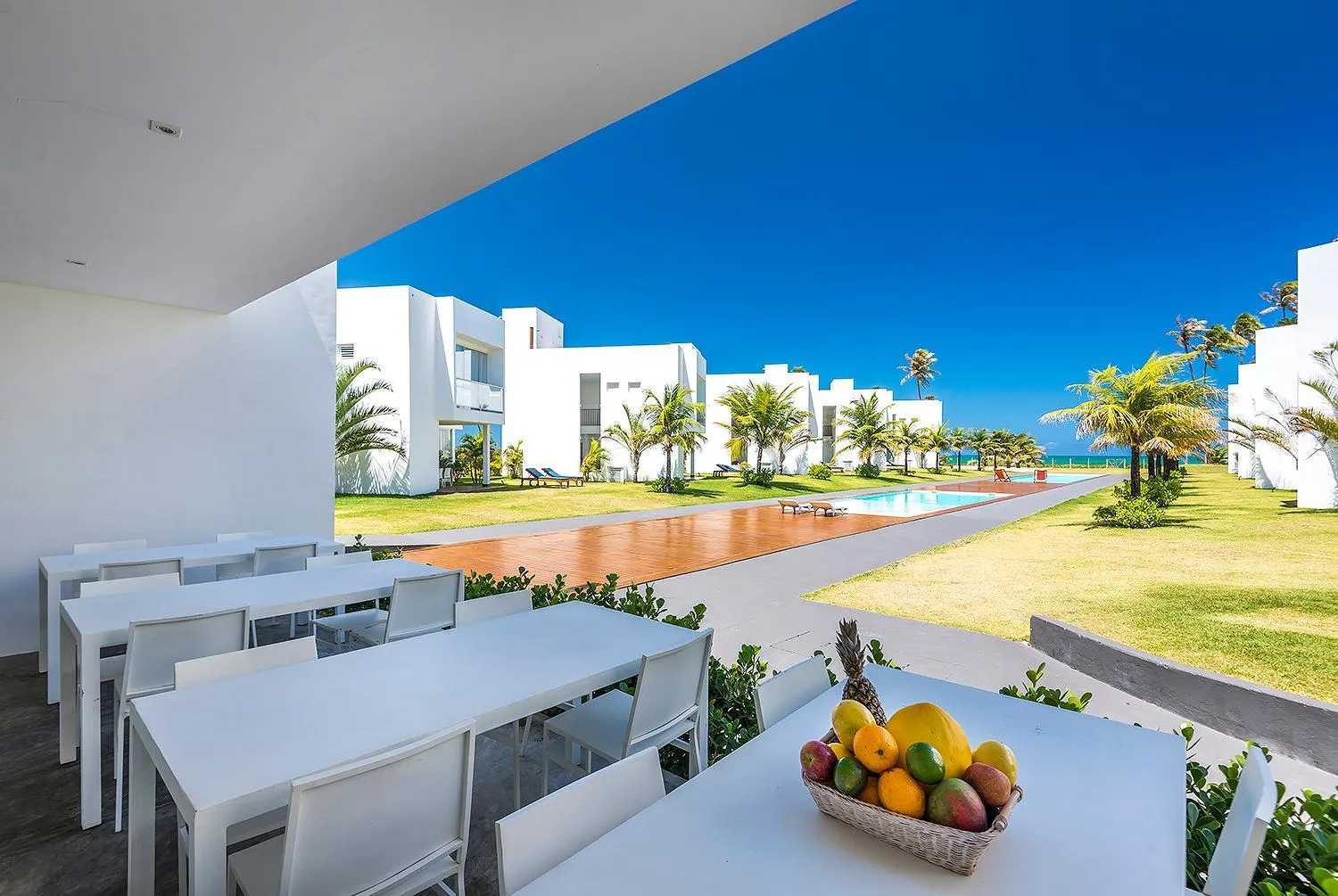 Restaurant/places to eat in B Blue Beachouses