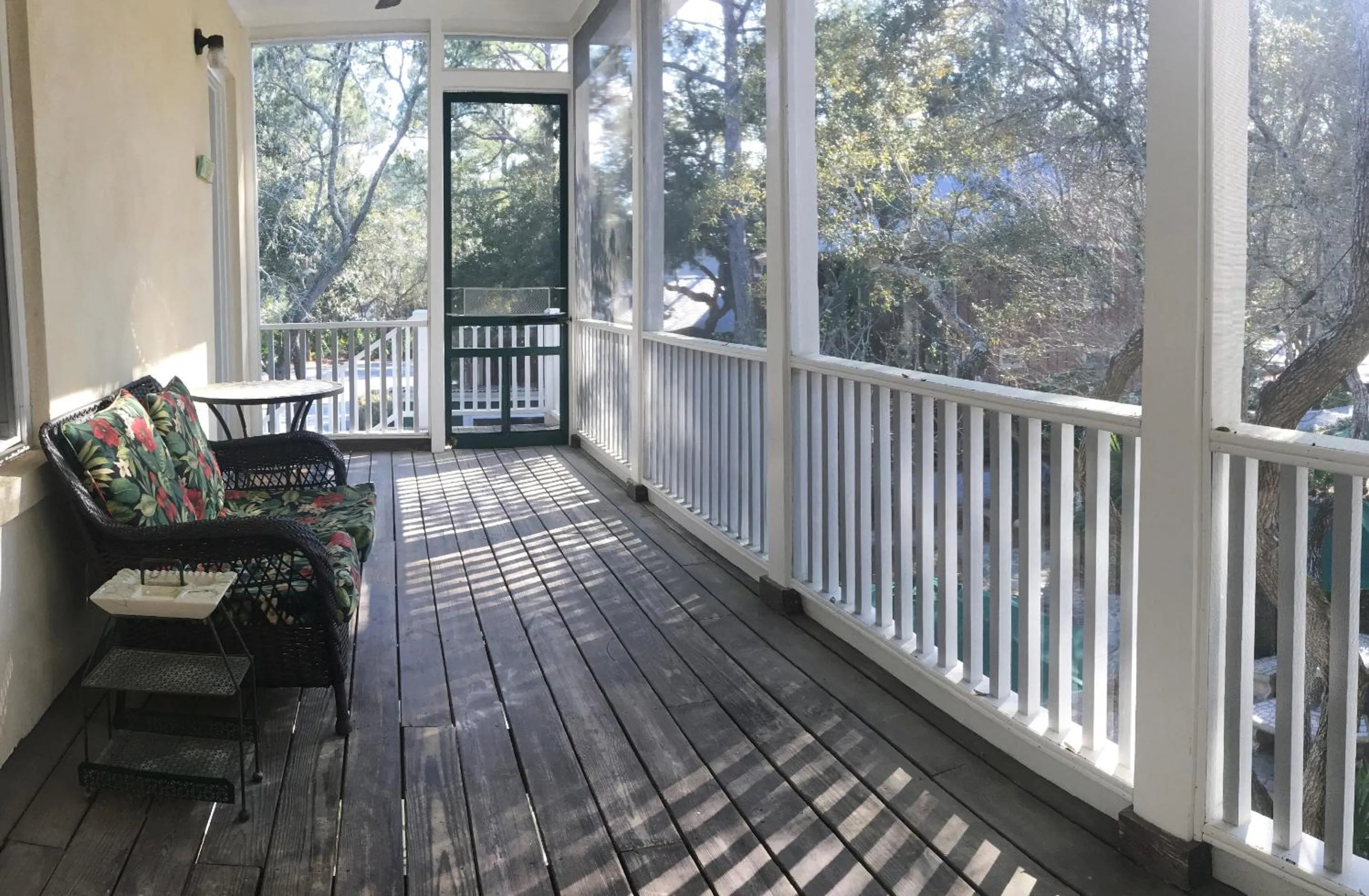 Balcony/Terrace in Hibiscus Coffee & Guesthouse