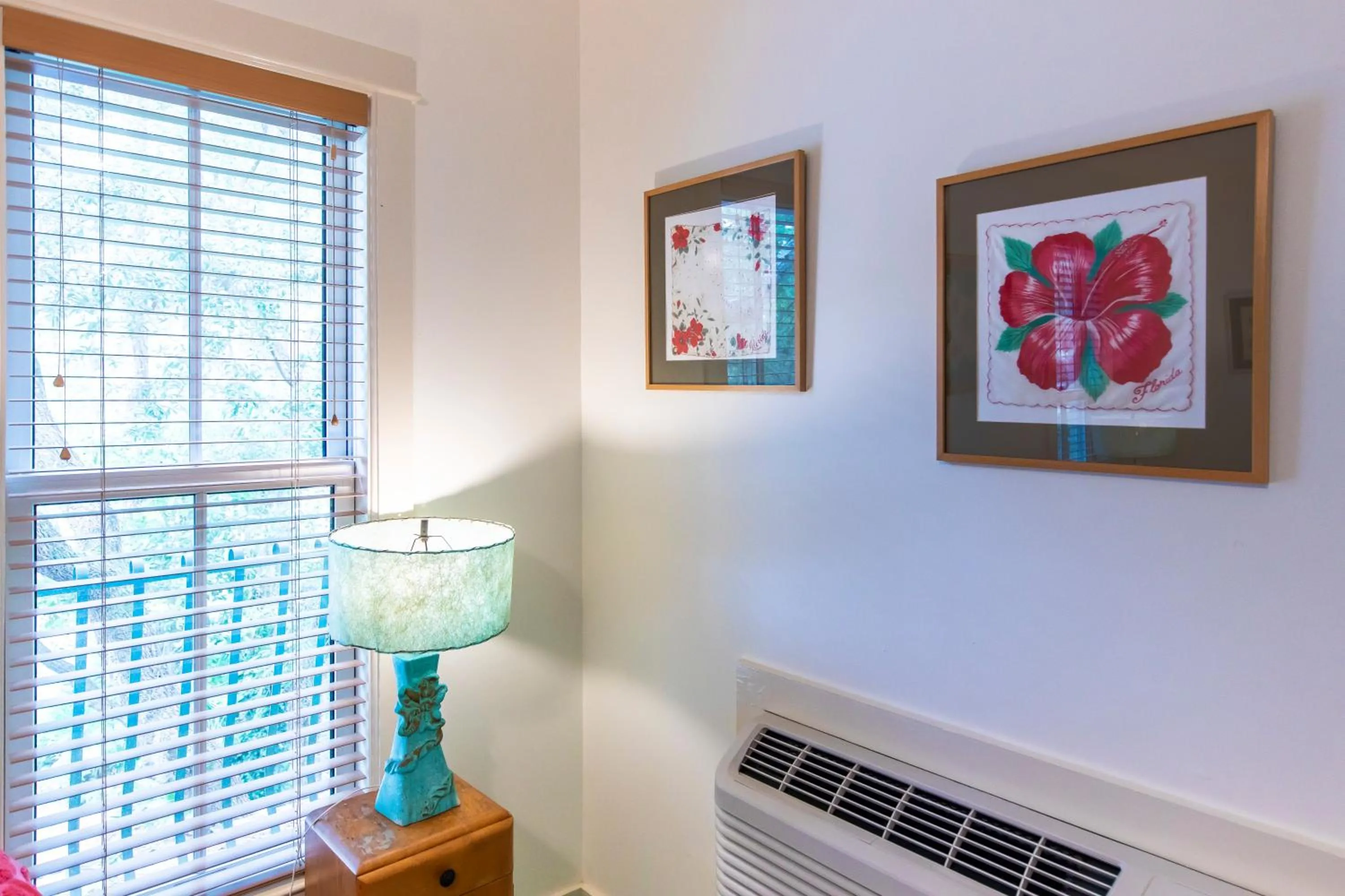 Bedroom in Hibiscus Coffee & Guesthouse