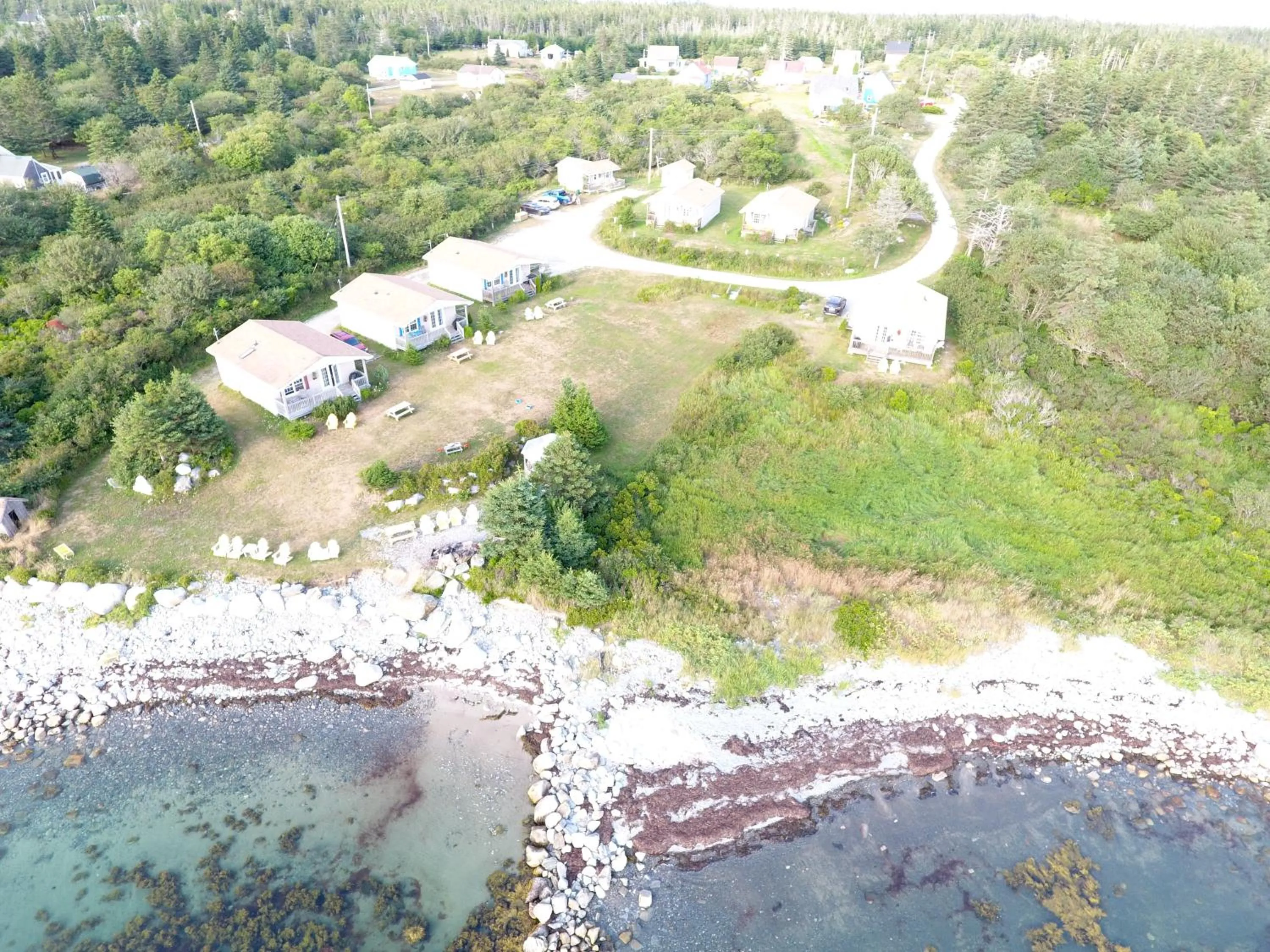 Natural landscape in Whispering Waves Cottages