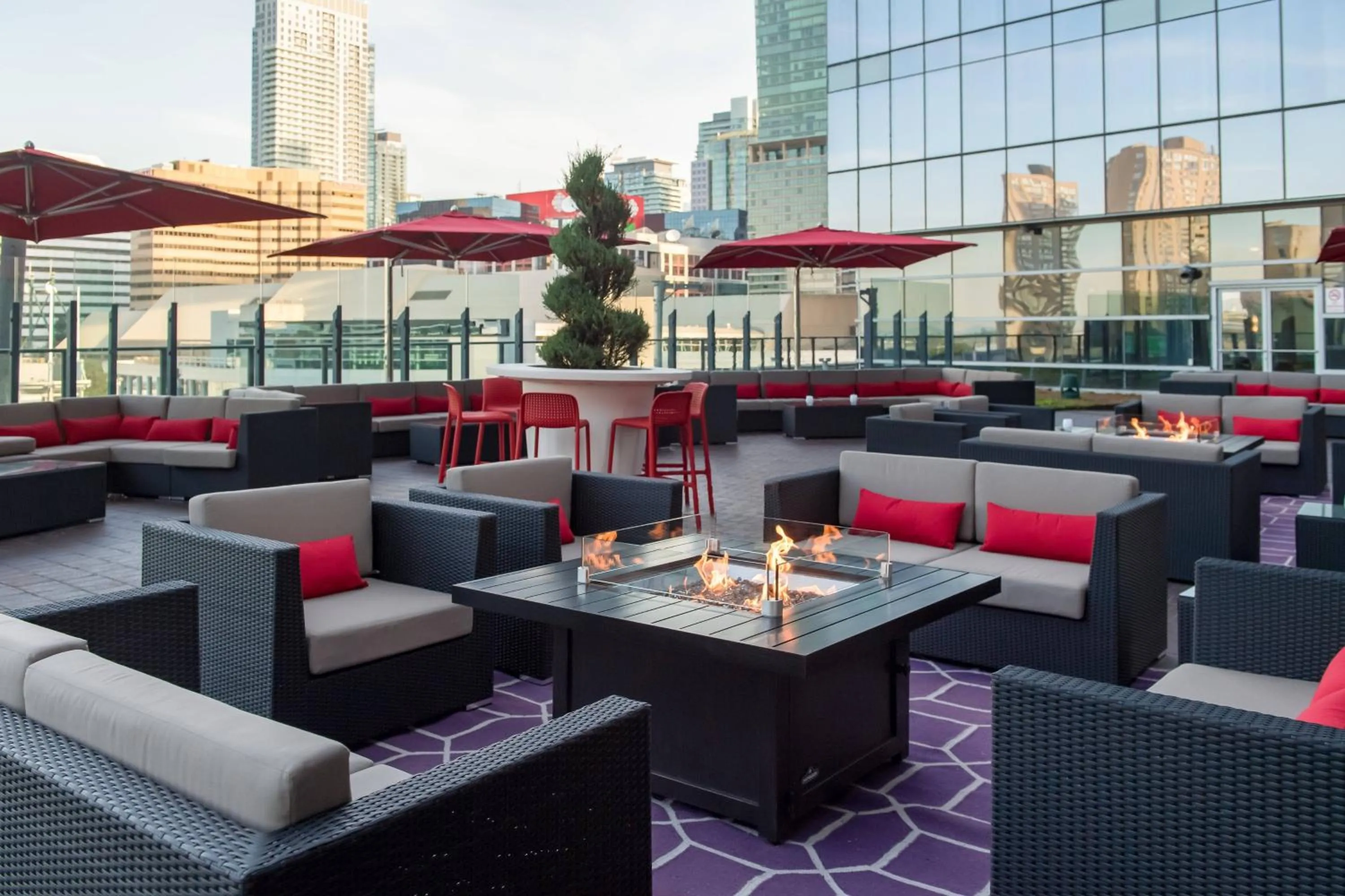 Restaurant/places to eat in Delta Hotels by Marriott Toronto