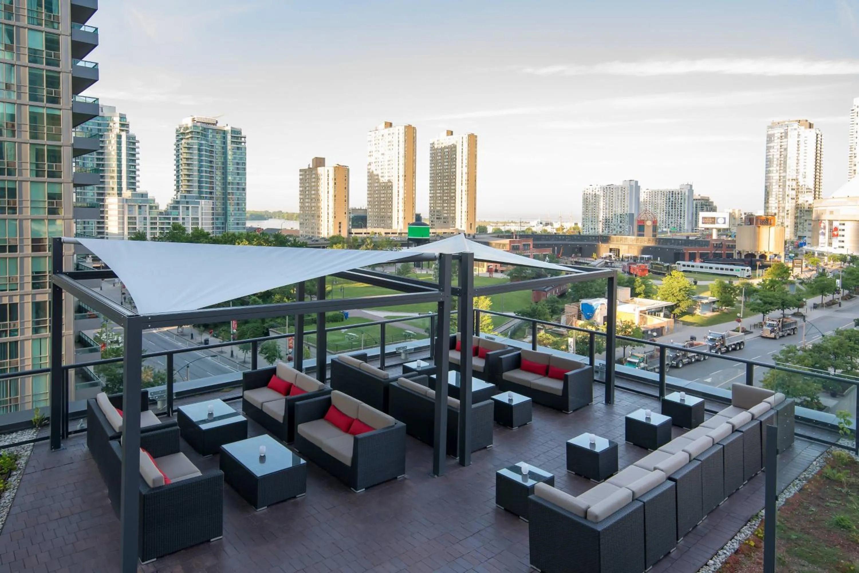 Restaurant/places to eat in Delta Hotels by Marriott Toronto