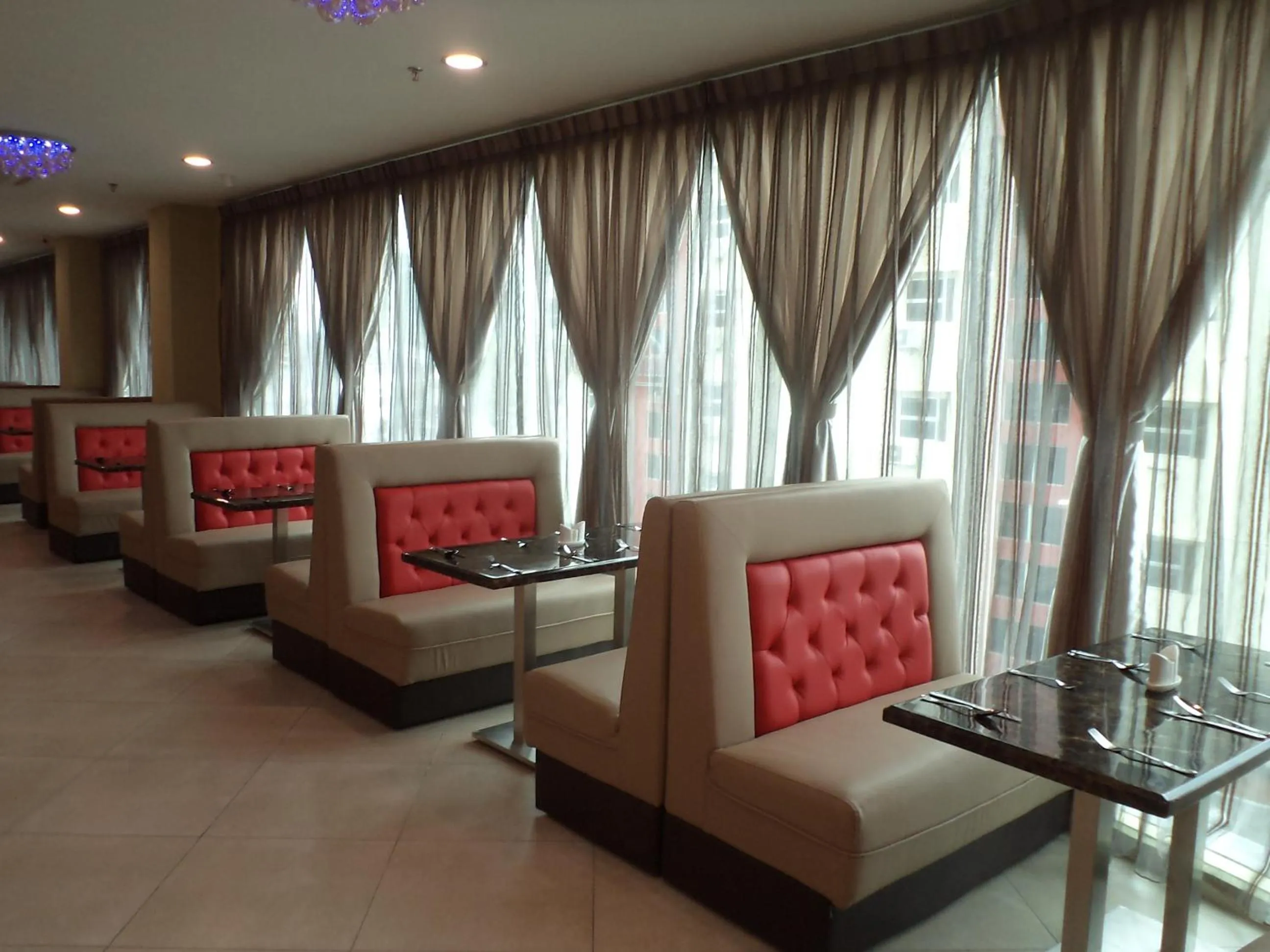 Restaurant/places to eat in MidCity Hotel Melaka