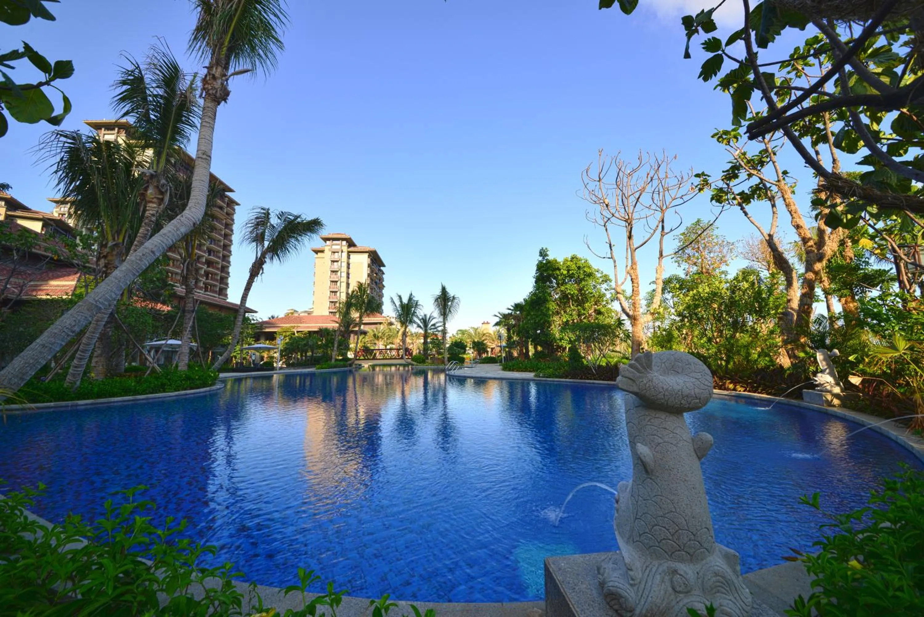 Swimming pool in HNTI·Narada Sanya Bay Resort