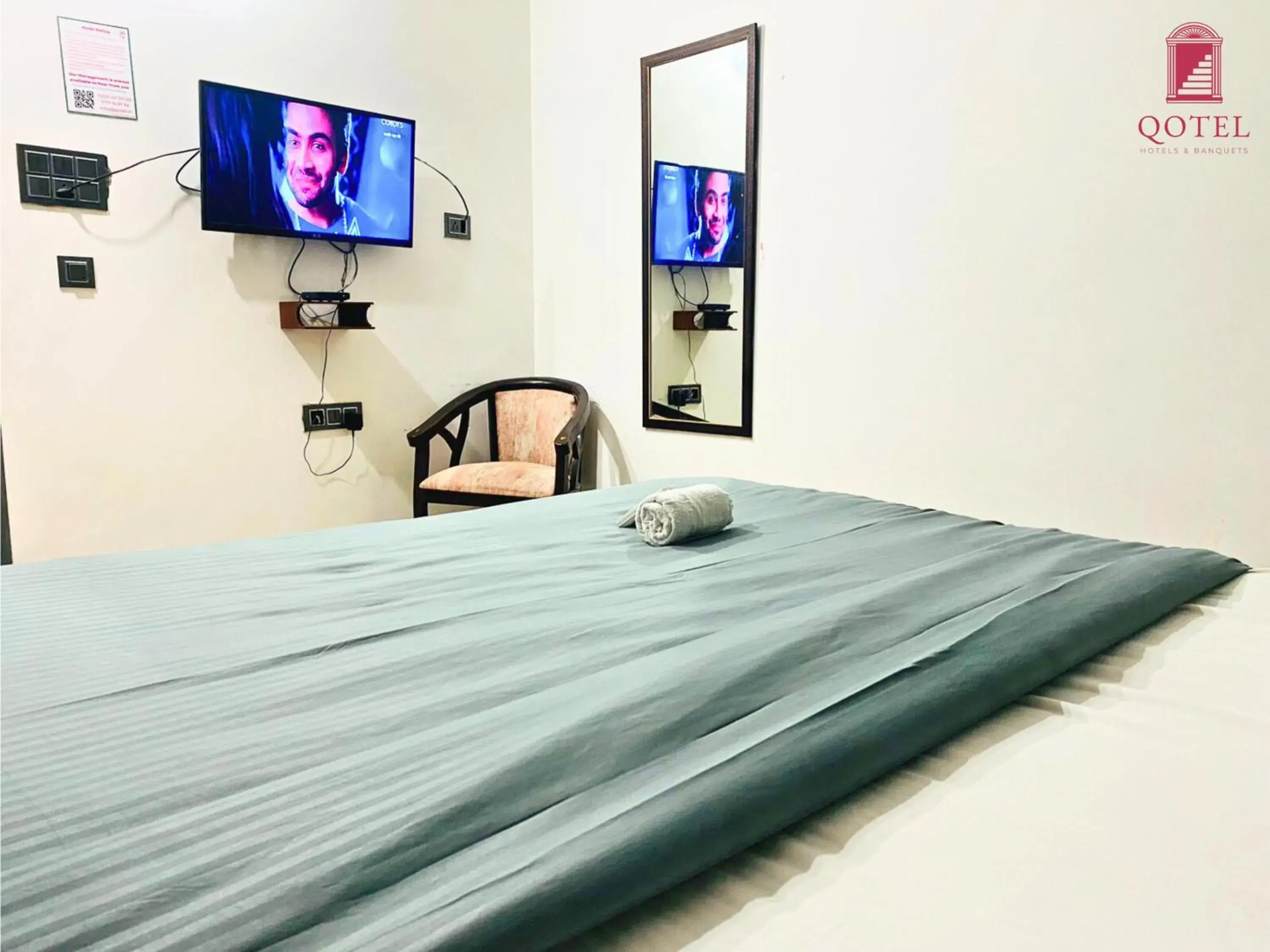 Standard Double Room - single occupancy in Qotel Hotel Rama Rohini Sector-24 Couple Friendly Standard Double Room - single occupancy in Qotel Hotel Rama Rohini Sector-24 Couple Friendly