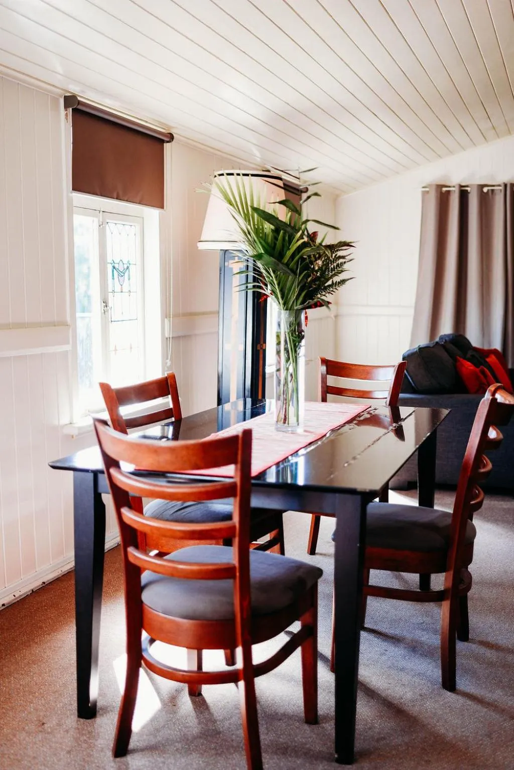 Family in Maleny Hotel