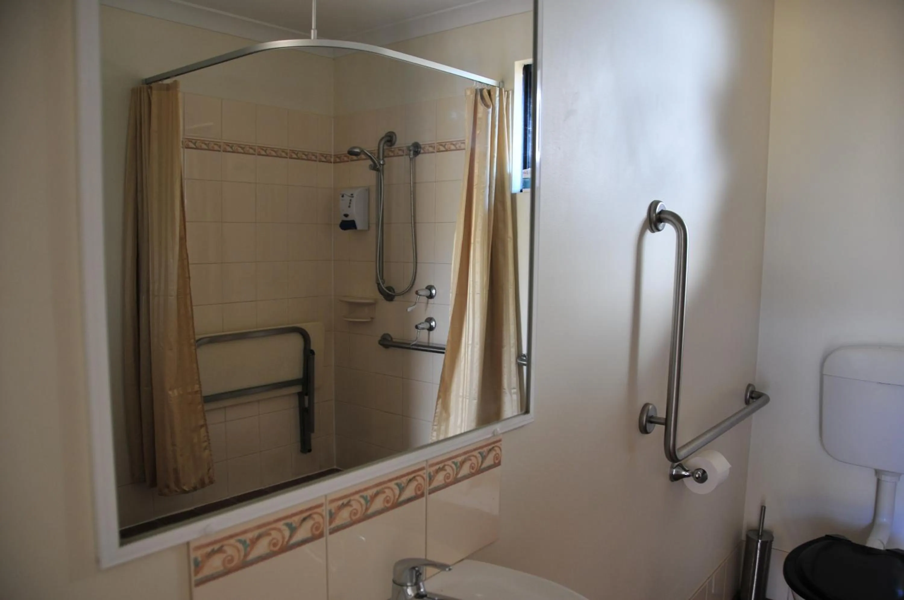 Bathroom in Pelican's Nest