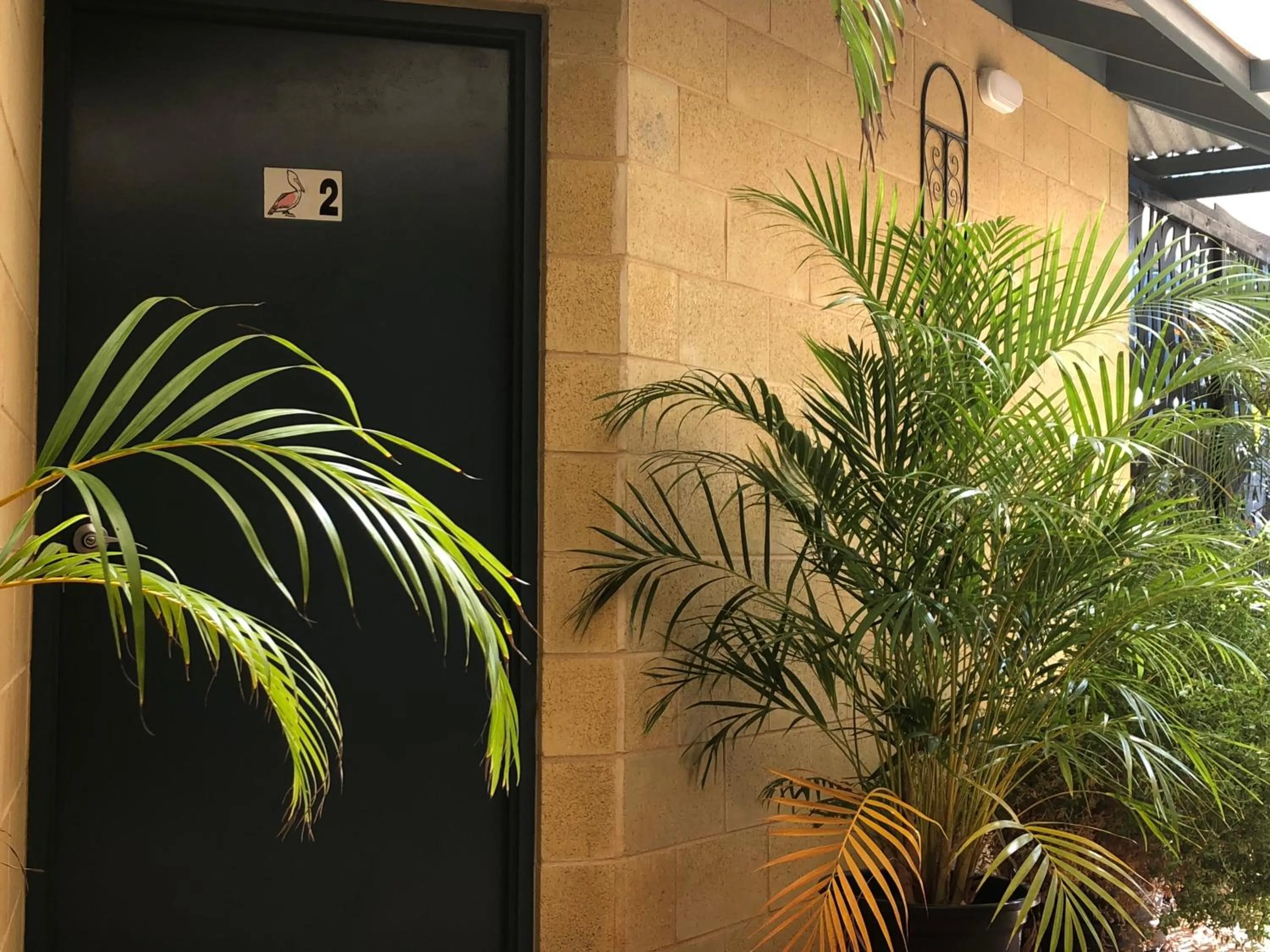 Facade/entrance in Pelican's Nest