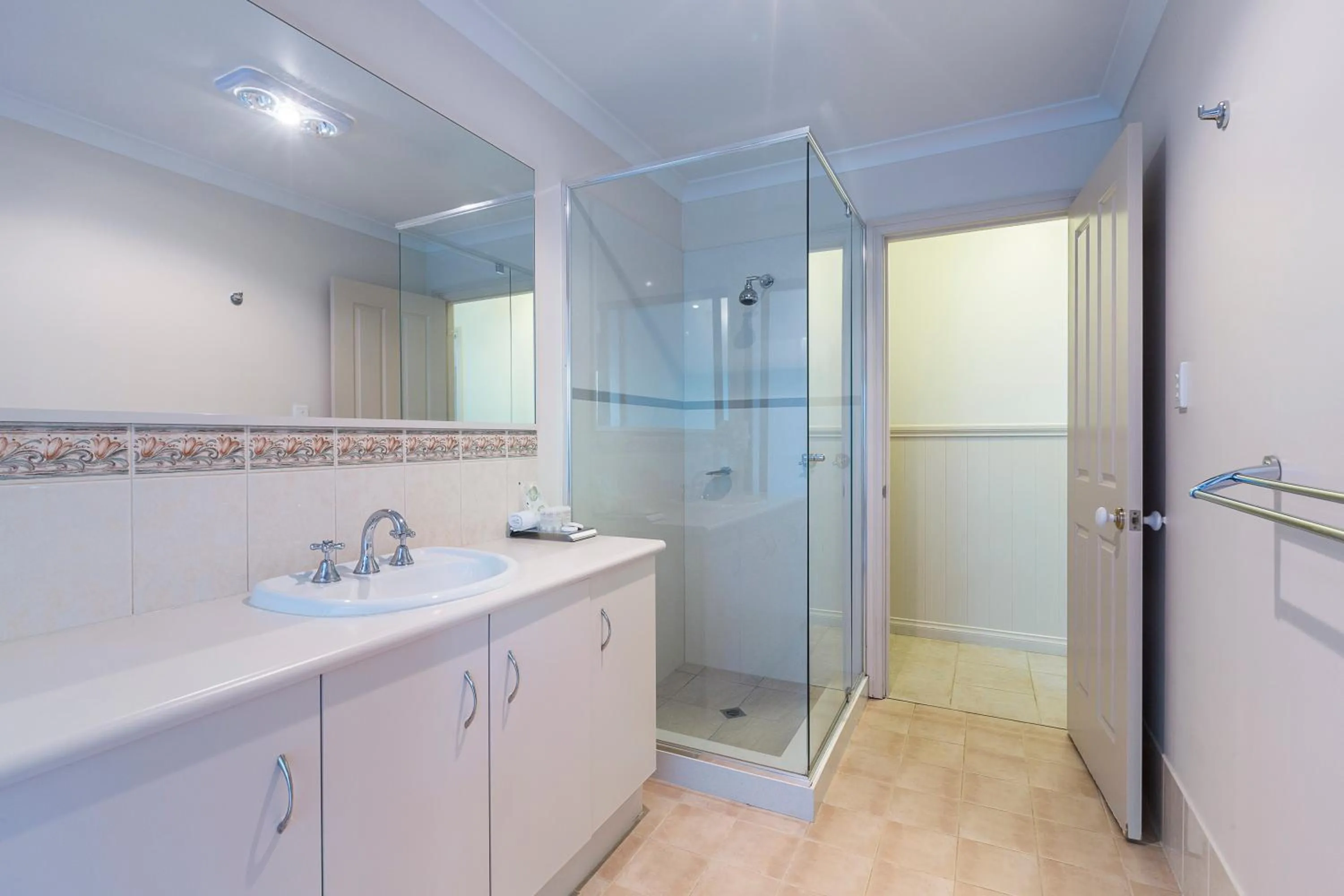Bathroom in Bushy Lake Chalets