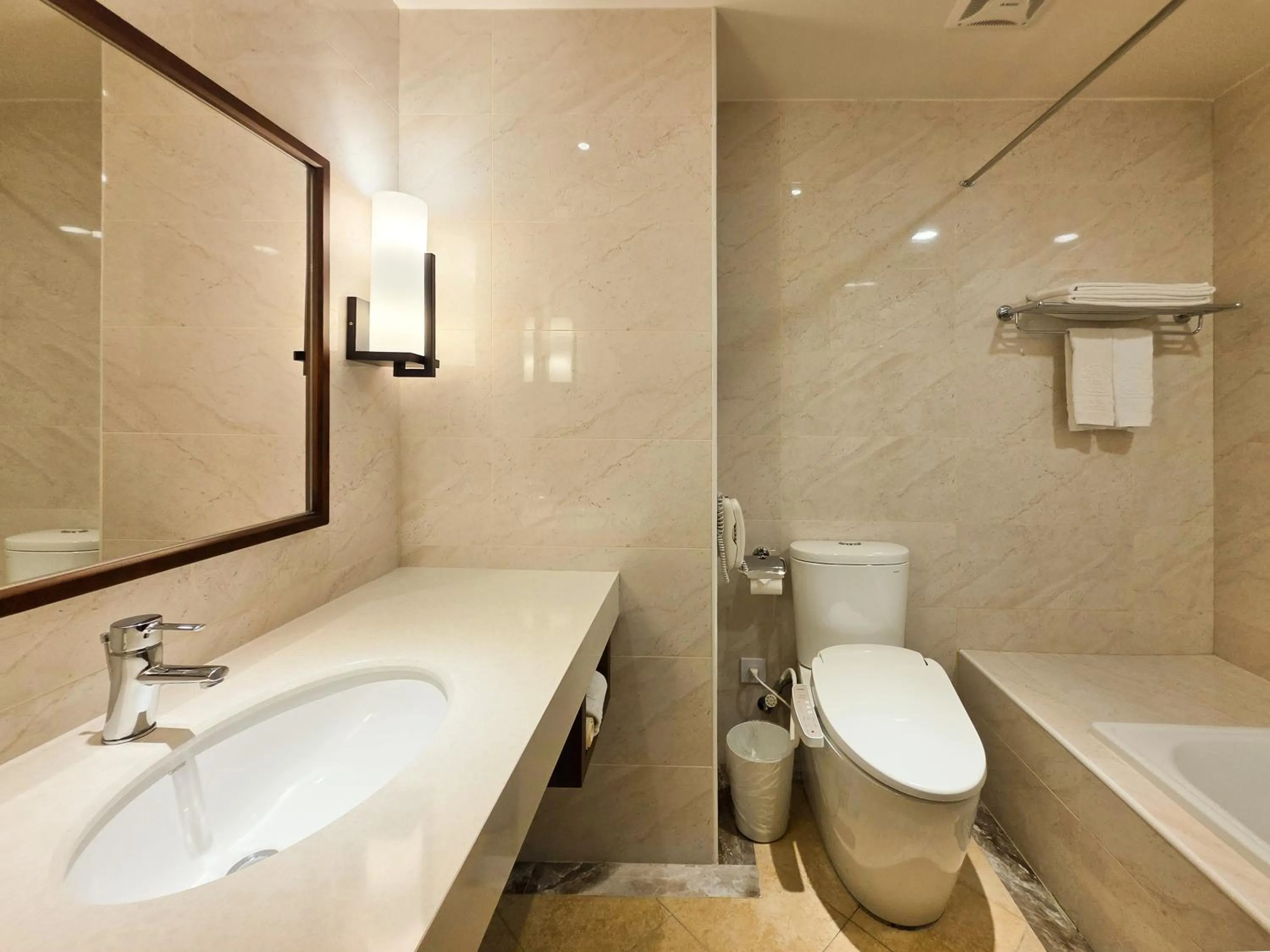 雀客旅館台中來來