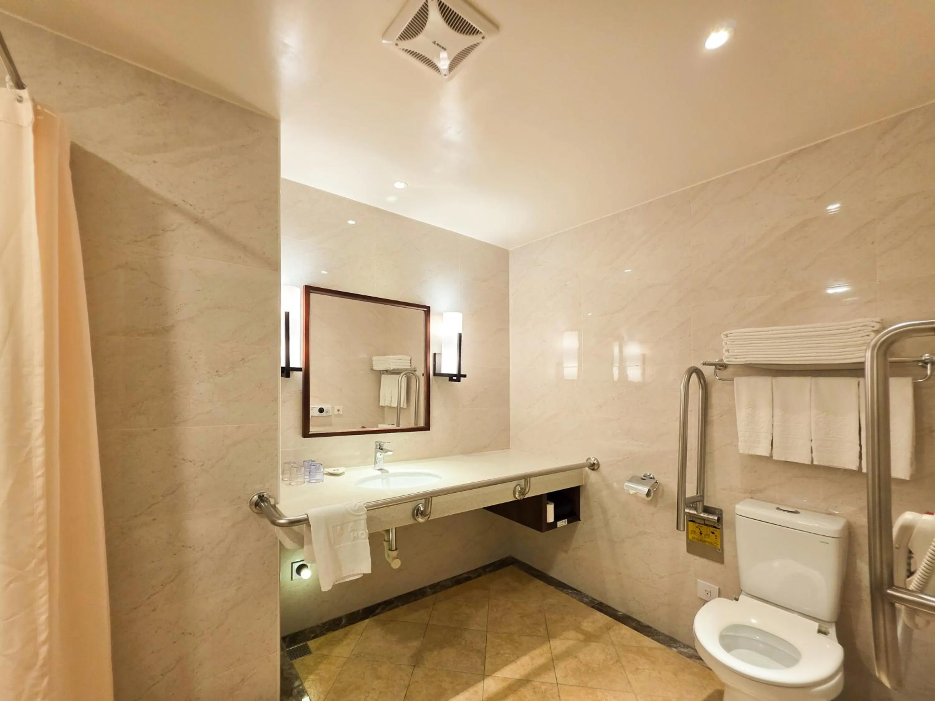 雀客旅館台中來來