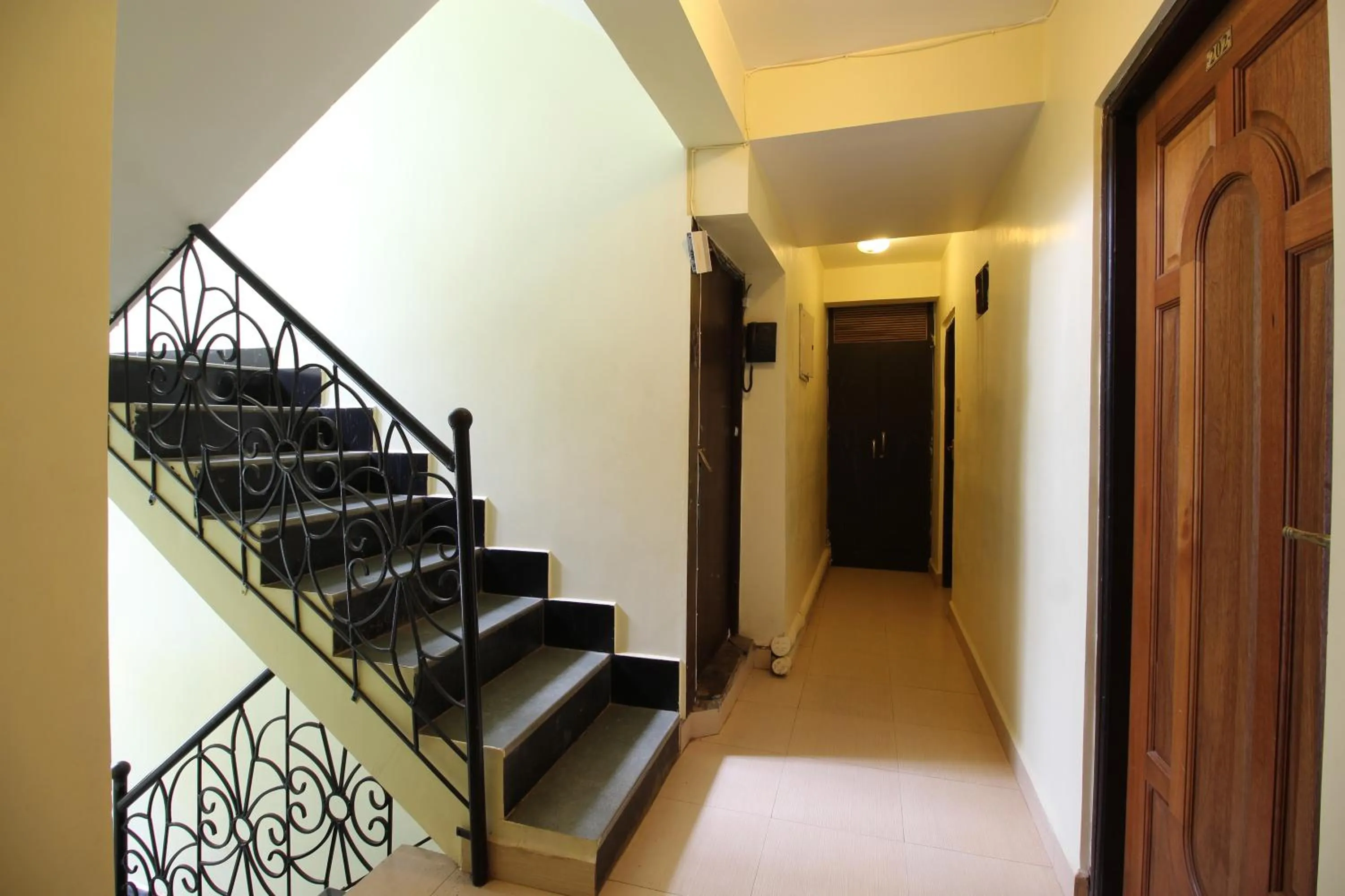 Area and facilities in Roundcube Guest House