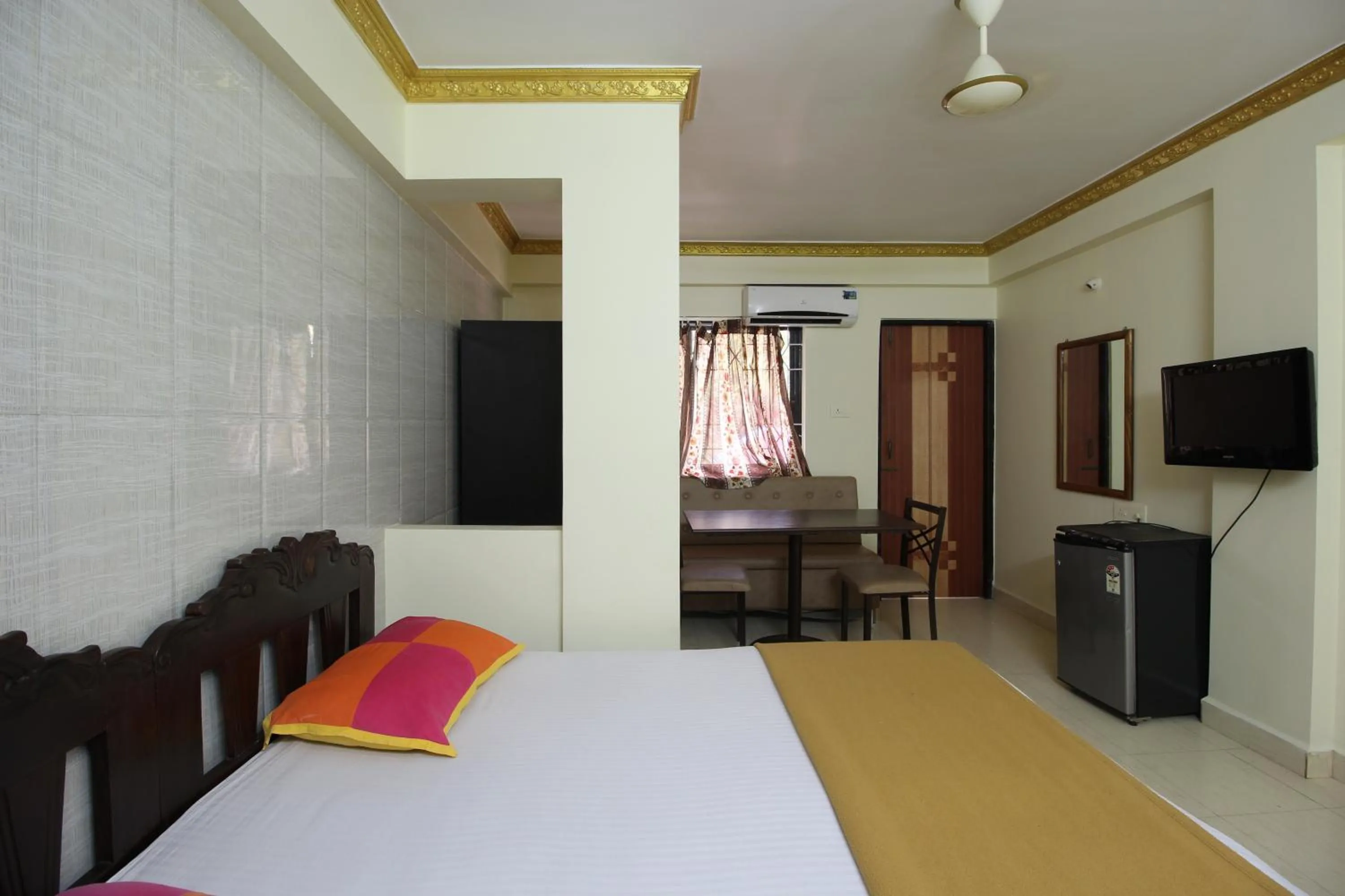 Bed in Roundcube Guest House