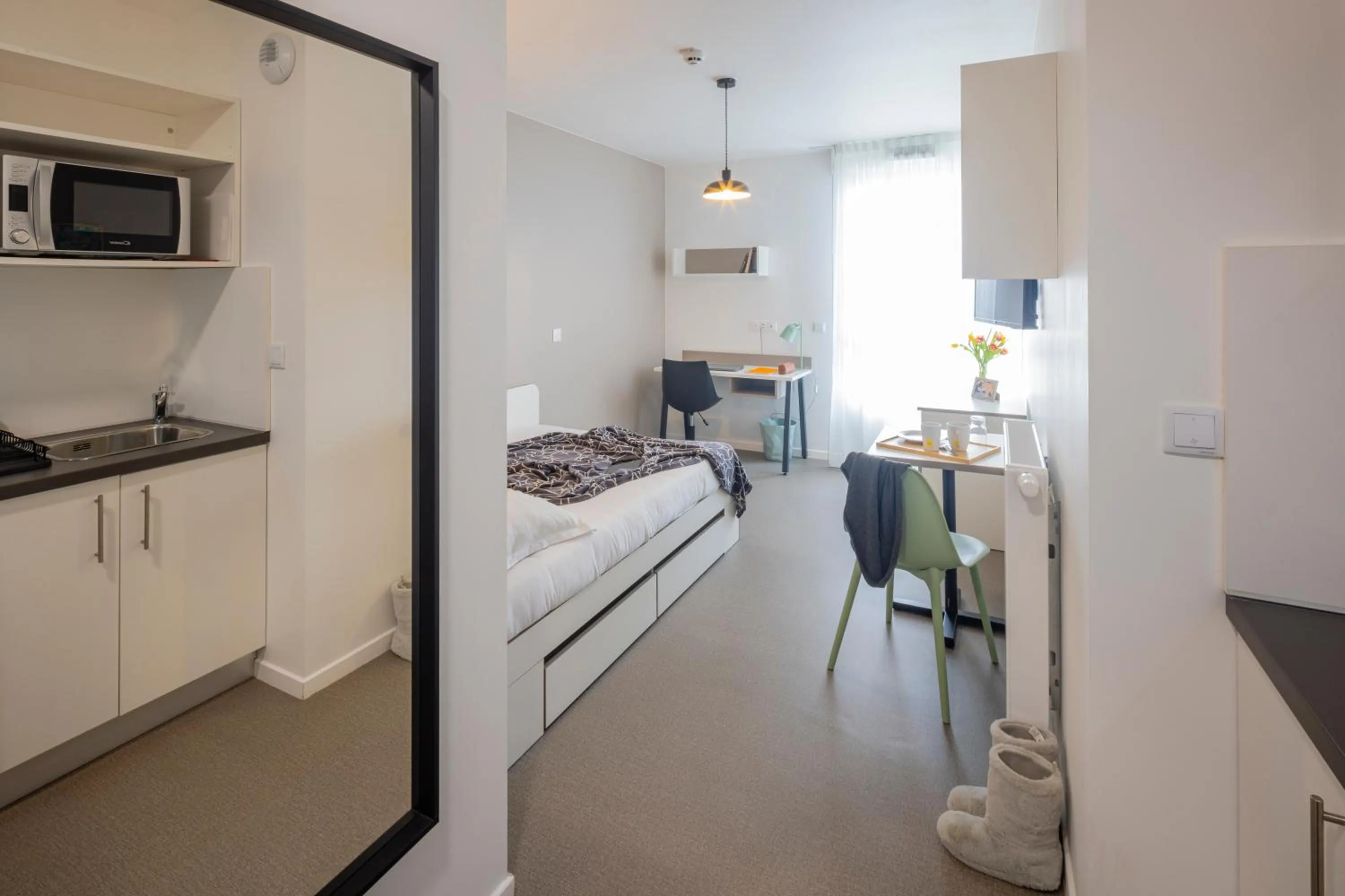 Bed in All Suites Appart Hôtel - Le Havre Centre - Les docks