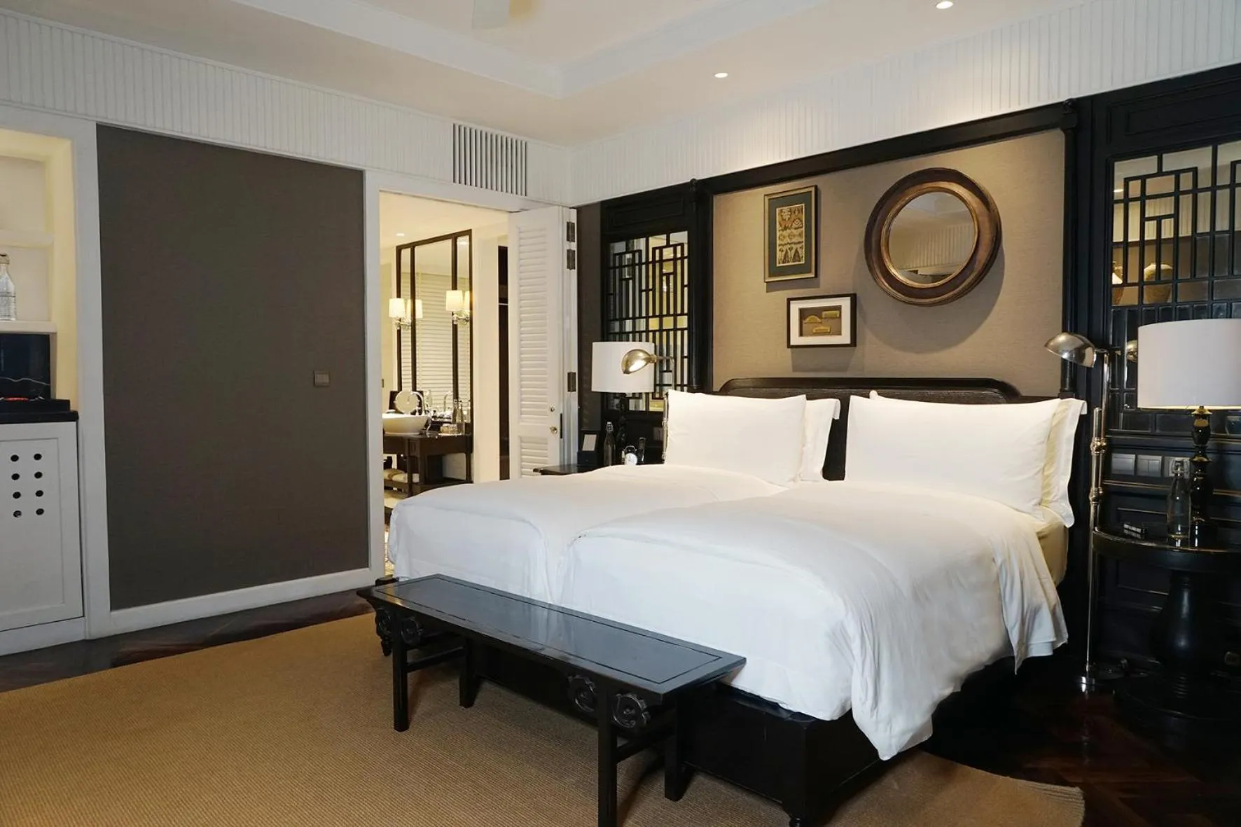 Bathroom, Bed in The Sanchaya