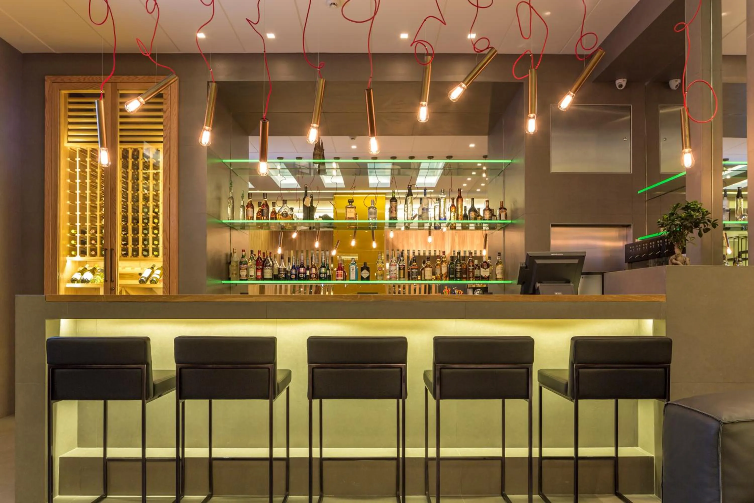 Lounge or bar in O Monot Boutique Hotel Beirut