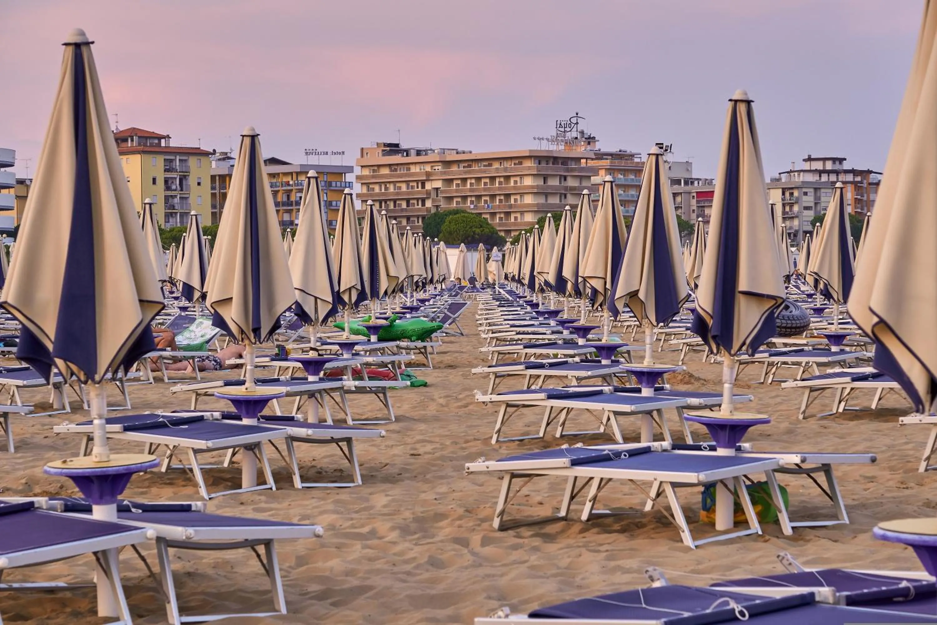 Beach in Studio in a complex with 3 swimming pools