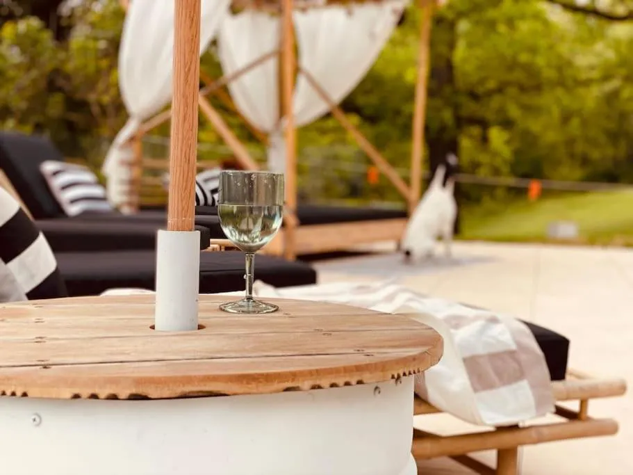 Domaine une HALTE