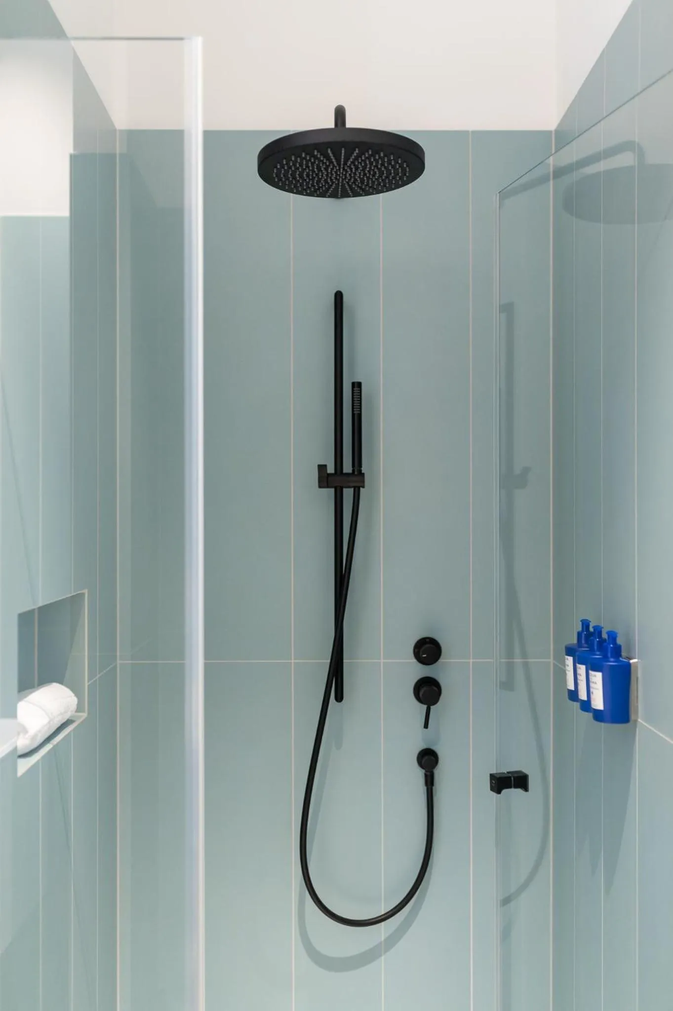 Shower in Swiss Hotel Apartments - Engelberg