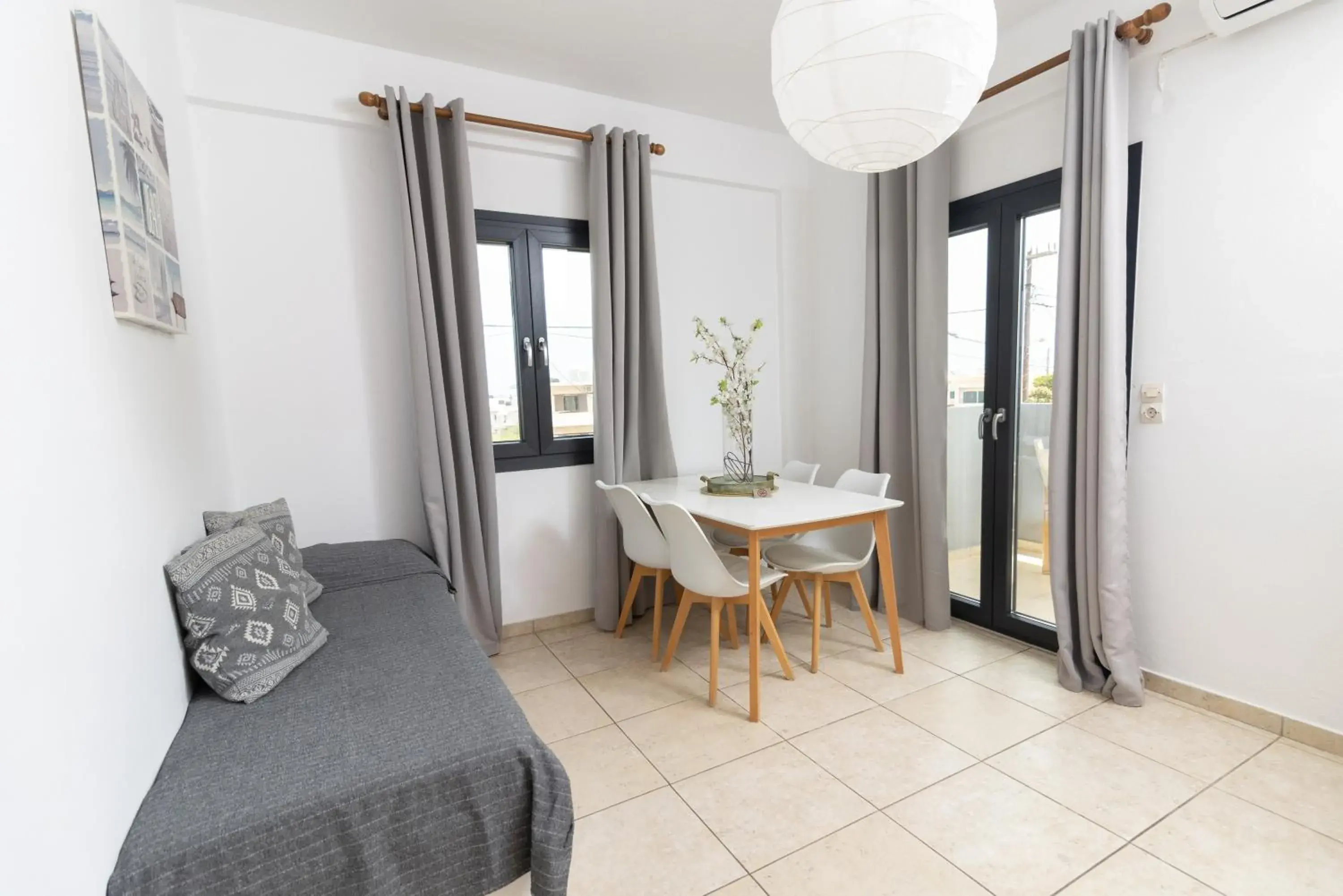 Quadruple Room with Private Bathroom in Olga Studios Quadruple Room with Private Bathroom in Olga Studios