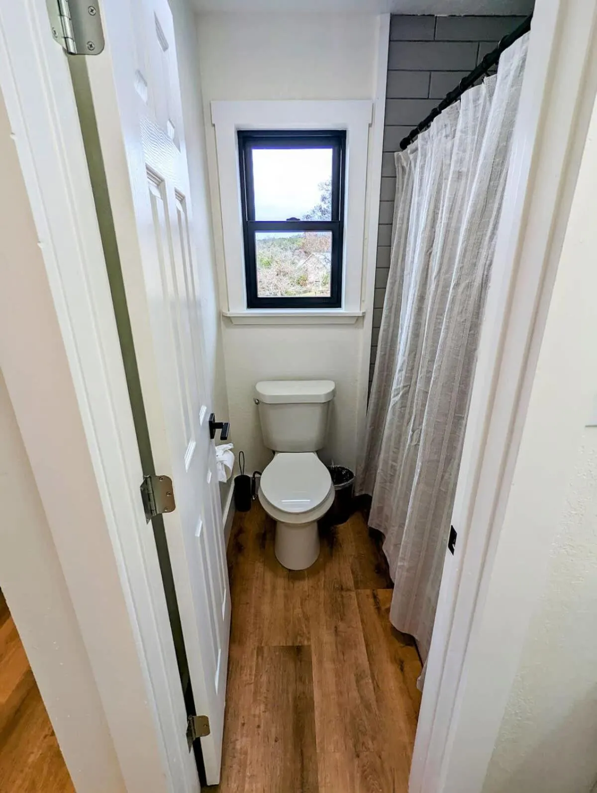 Toilet in Hilltop Lux Haus with InfinityPool-Hottub-PoolTable